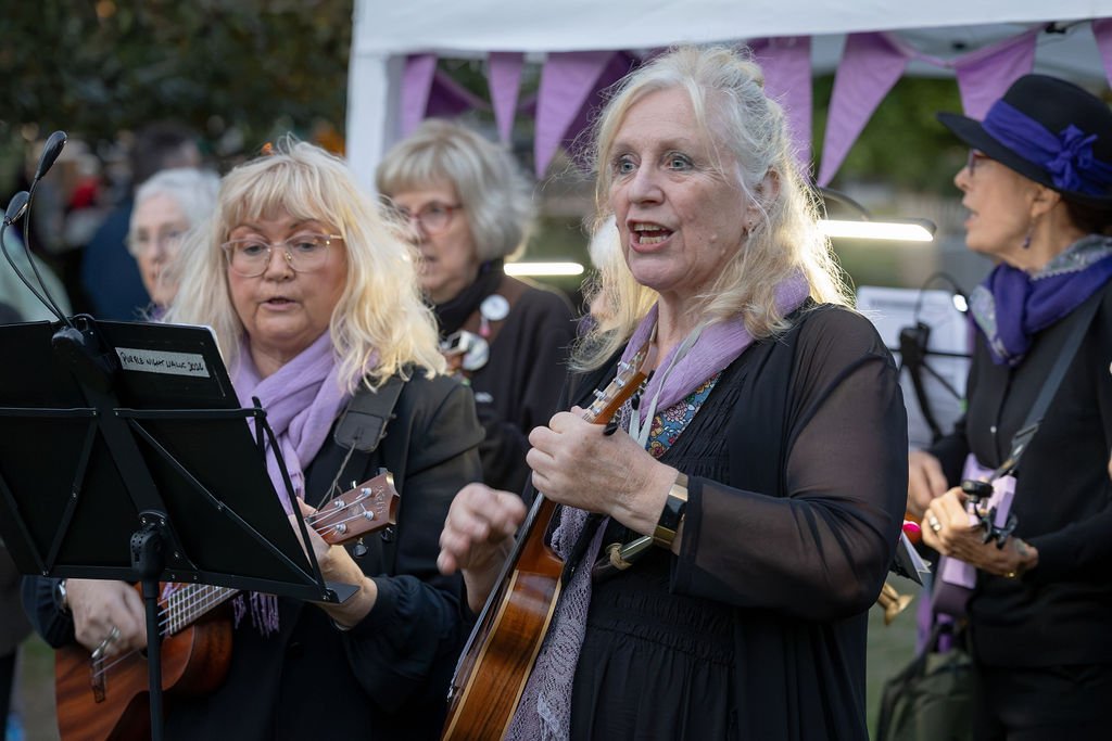 PurpleNightWalk-2-068.jpg