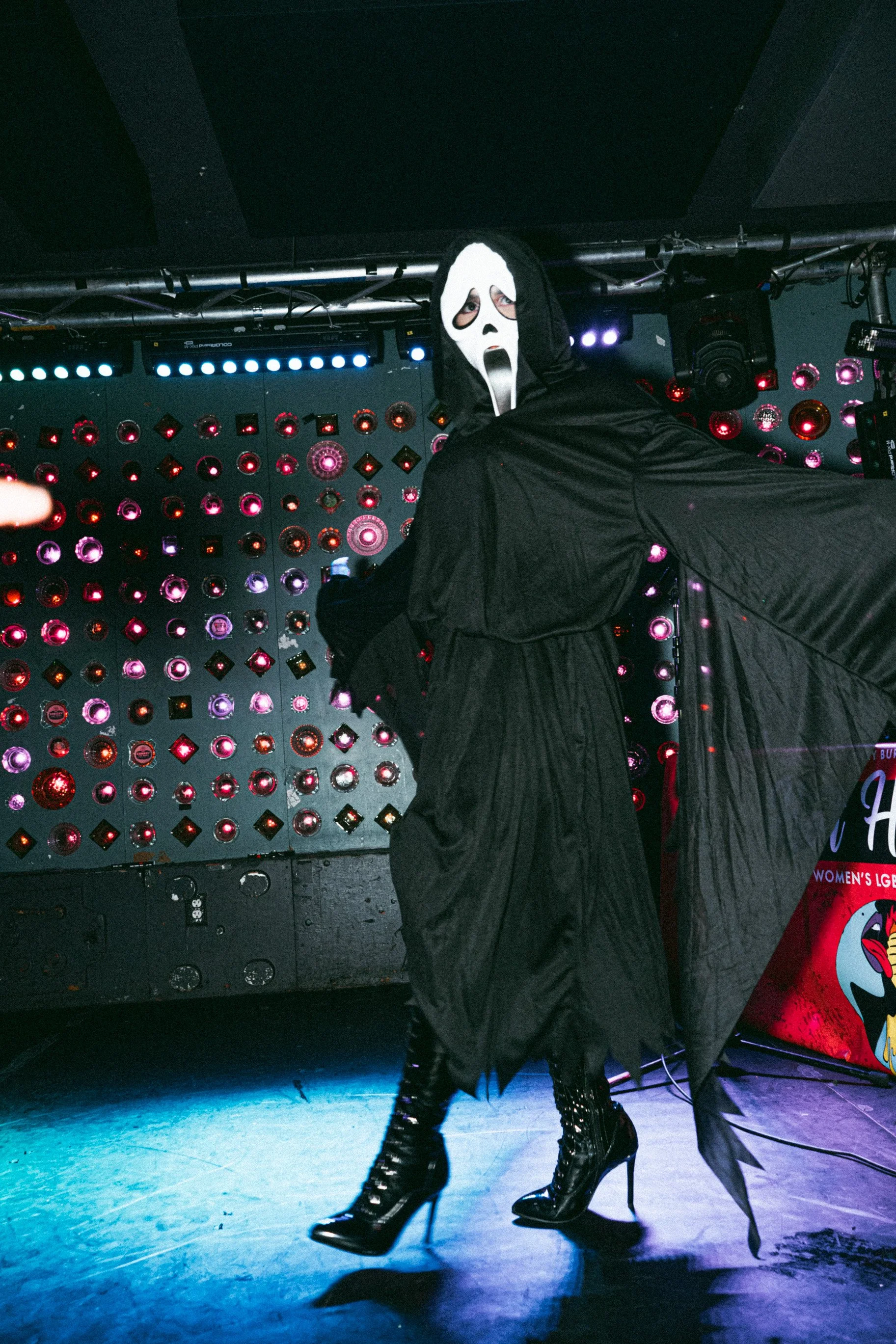 102321-ssr-hot honey-scarletts bday party-159.JPG
