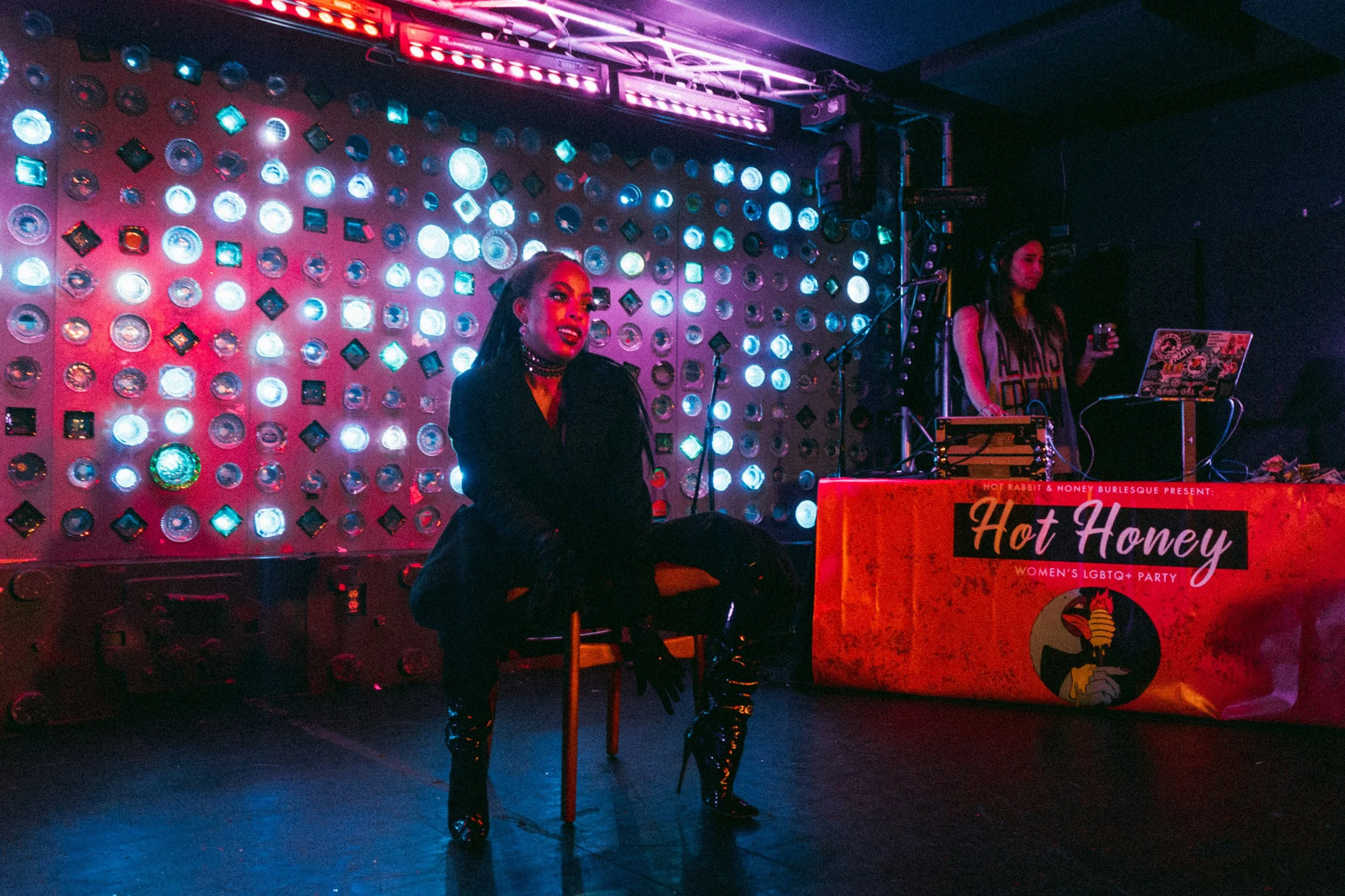 11.13 Hot Honey feat. LEXXE-60.JPG