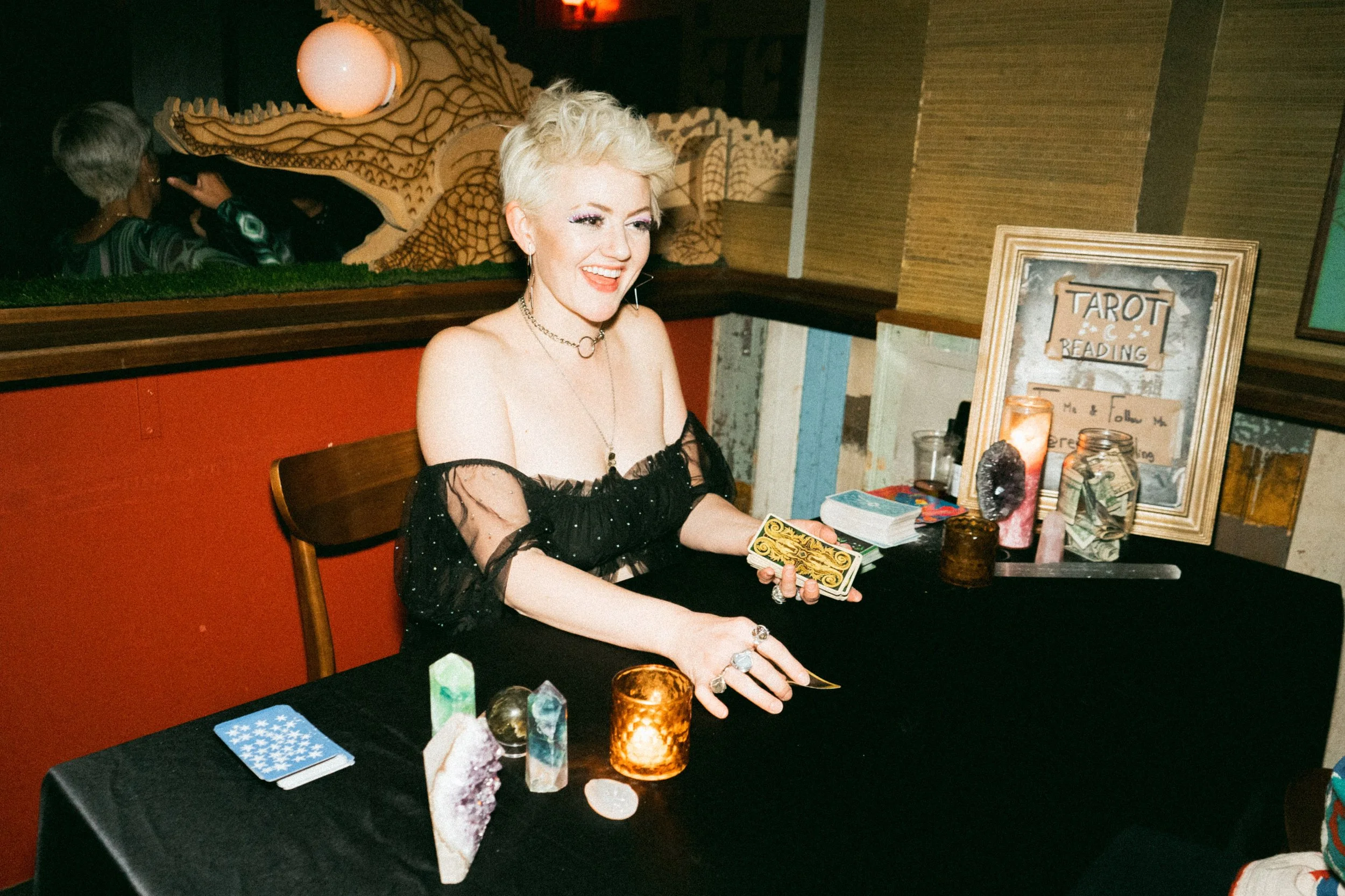 11.13 Hot Honey feat. LEXXE-130.JPG