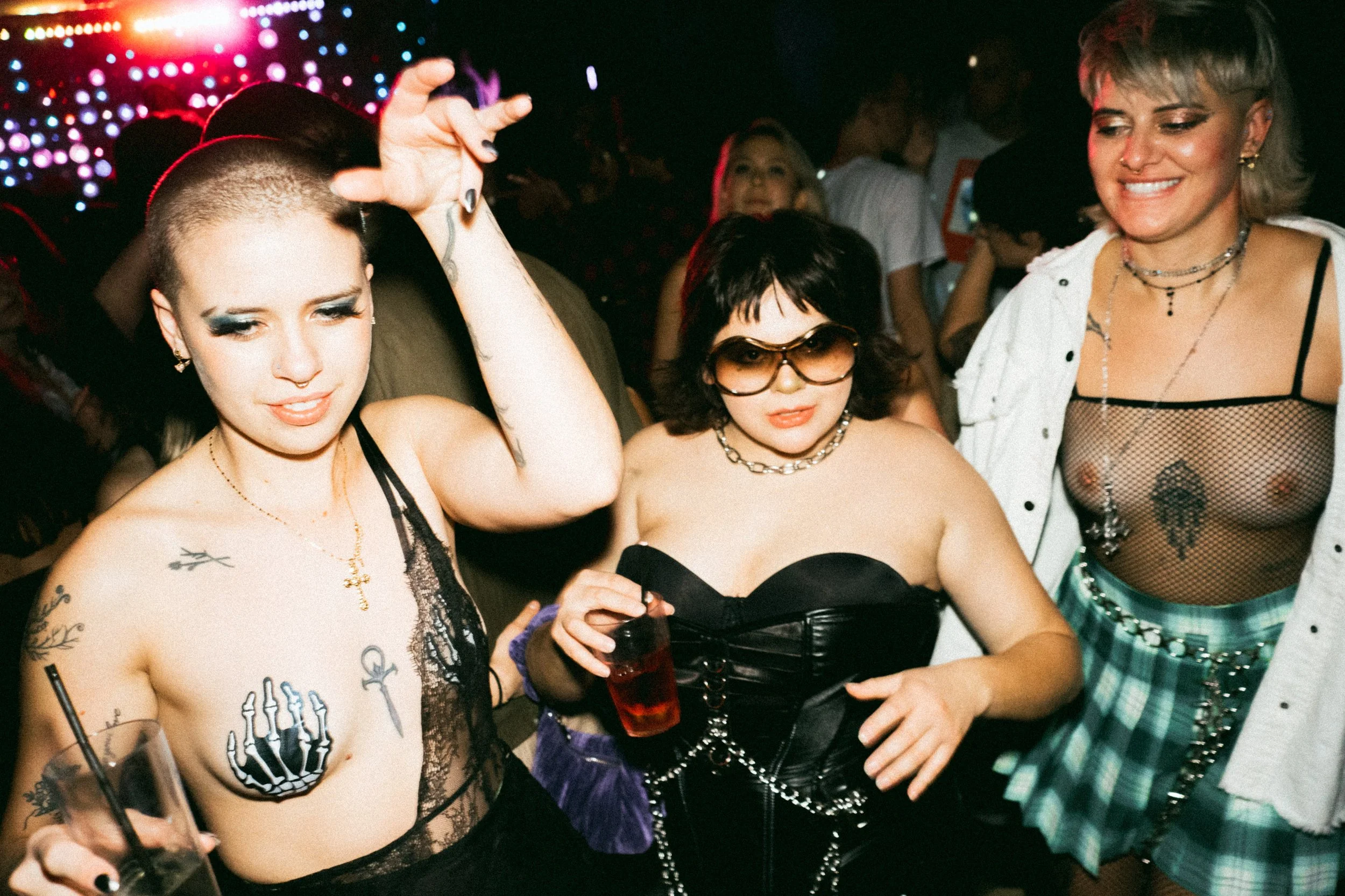 11.13 Hot Honey feat. LEXXE-142.JPG