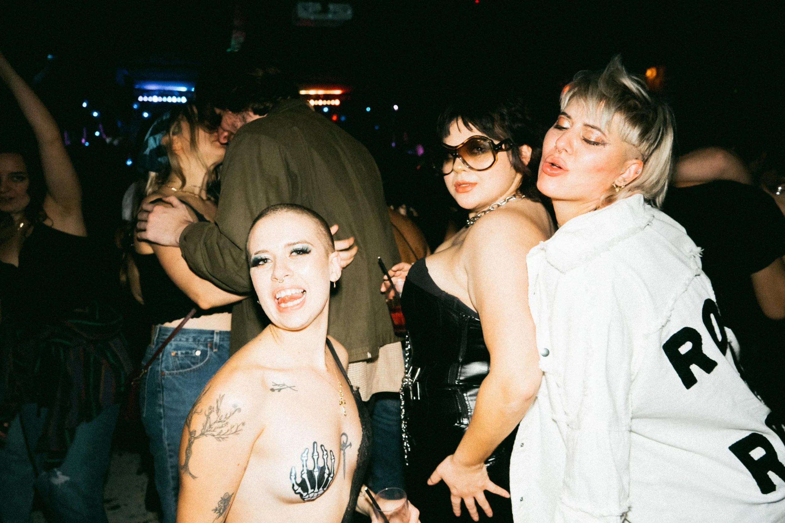 11.13 Hot Honey feat. LEXXE-143.JPG