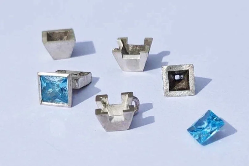 square%2Bcollets%2B001.jpg