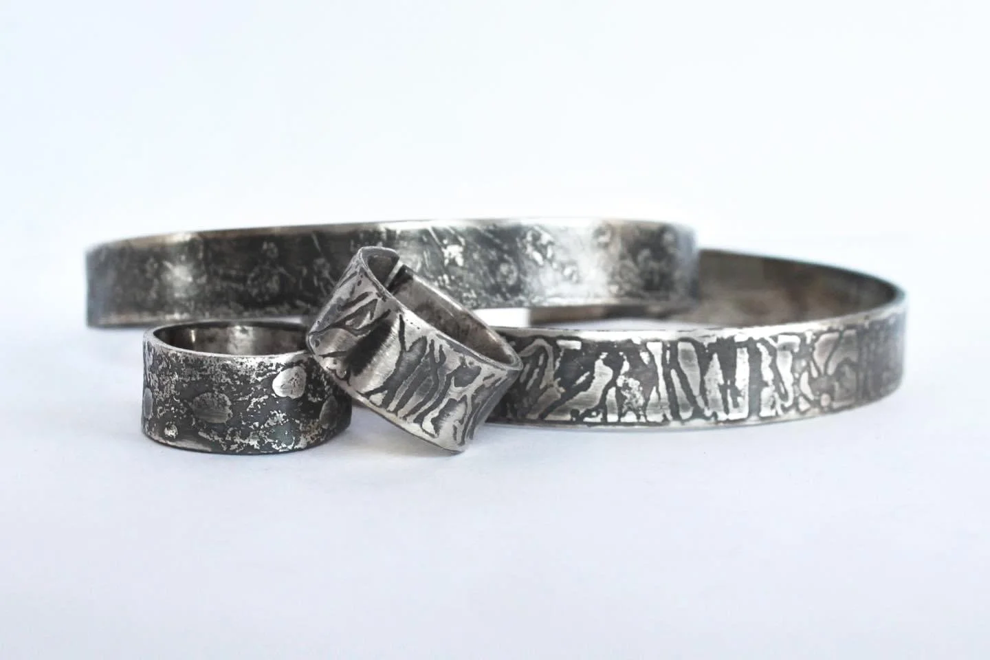 Jacqui%27s+etched+rings+and+bangles.jpg