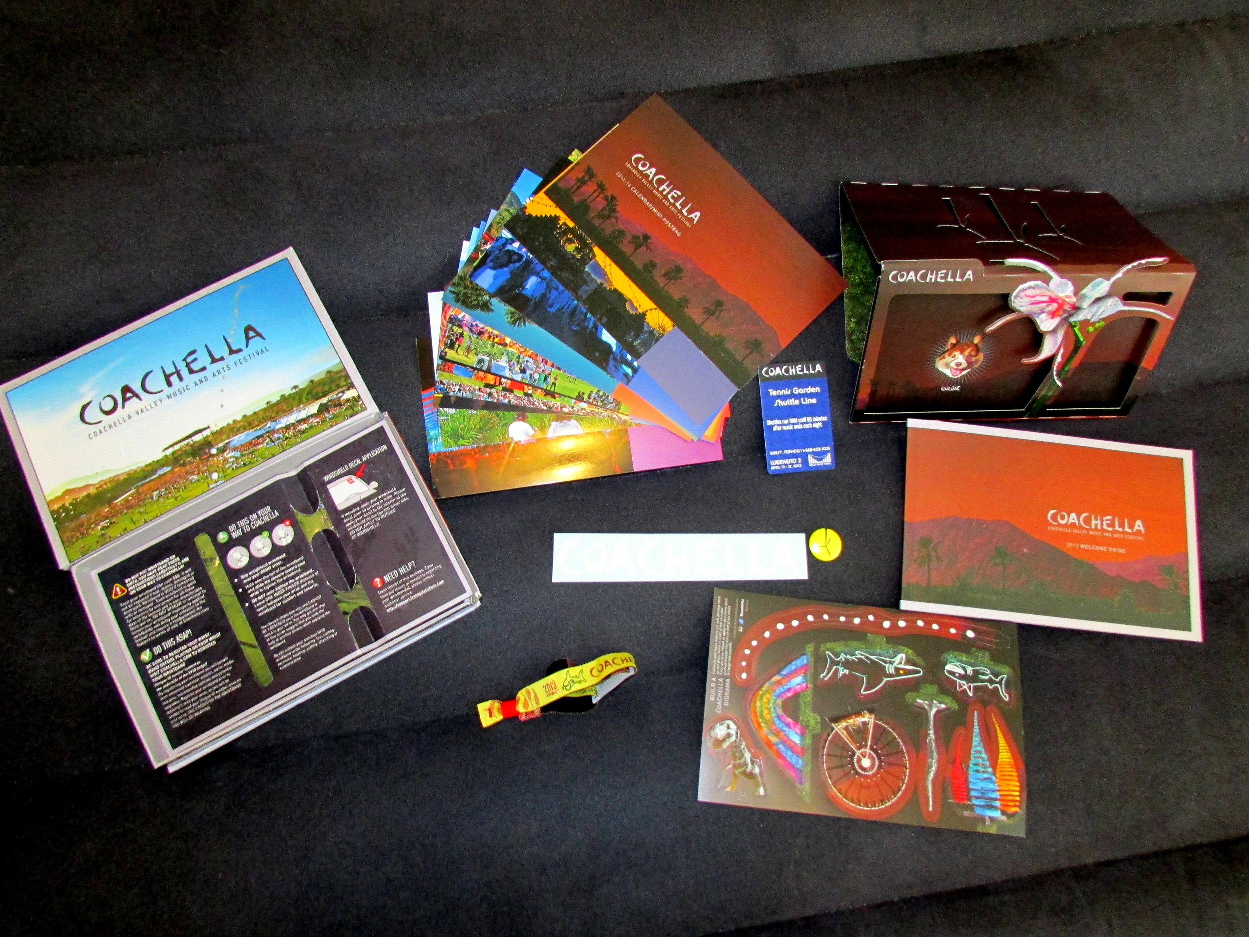1 - The official Coachella souvenir box, with all its contents.JPG