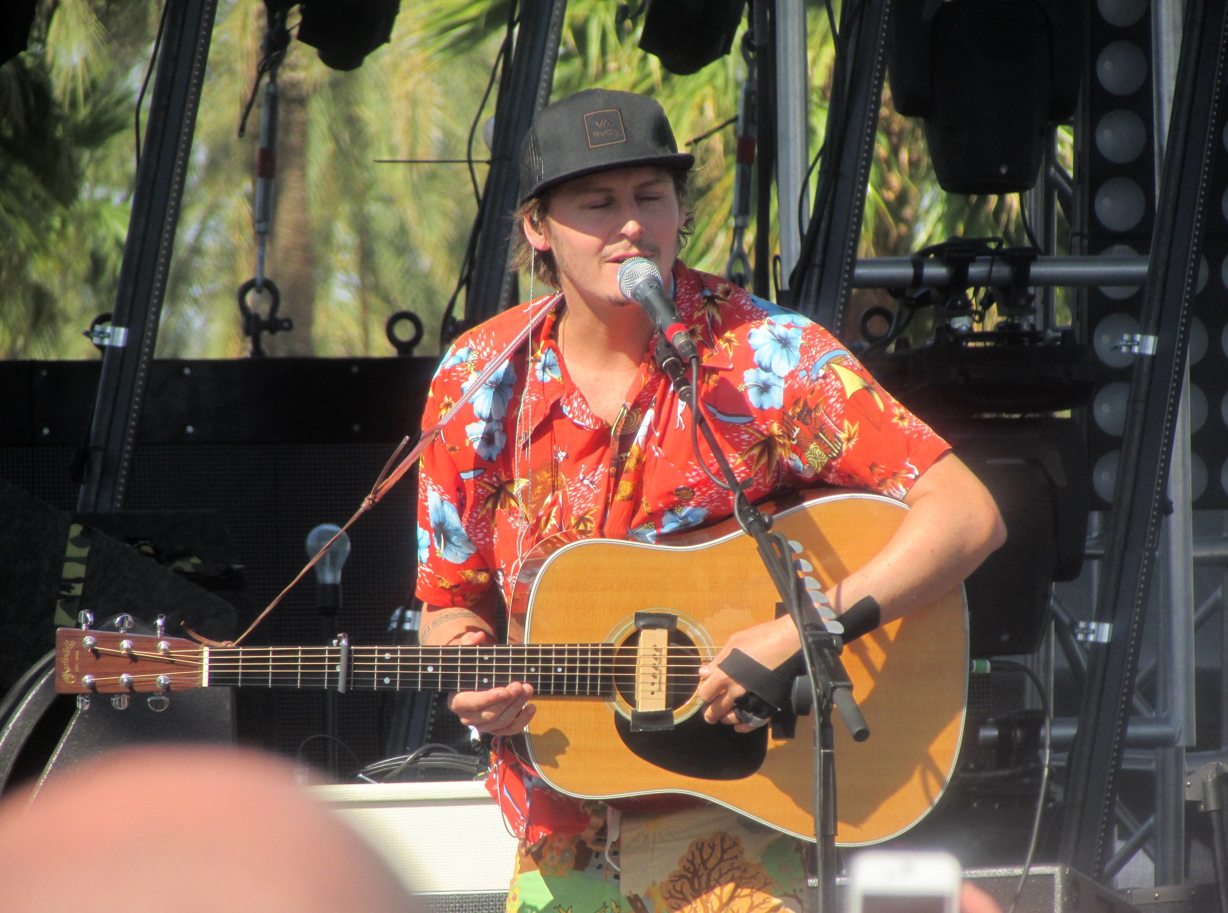 2 - Ben Howard's laidback acoustic folk was a perfect mid-afternoon treat.JPG