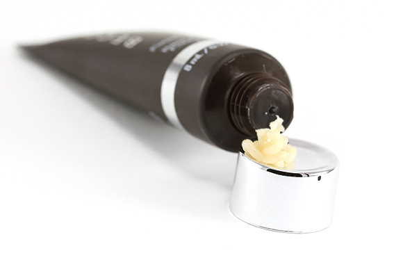 Becca-Ever-Matte-Poreless-Primer-2.jpg