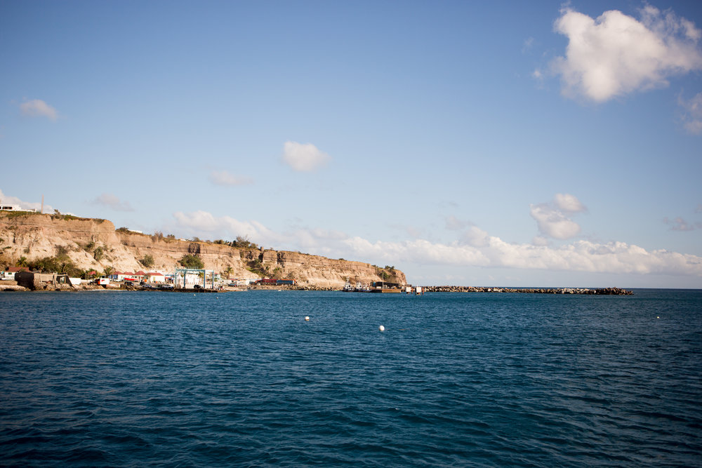 Sailing up to Eustatius - Lower Town