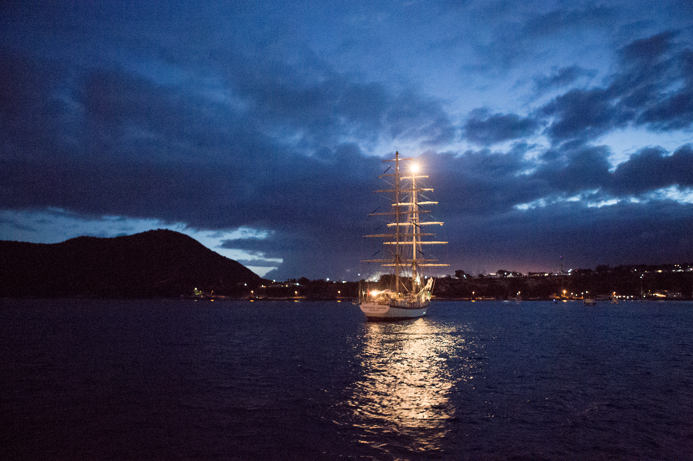 Pretty cool to catch these sailboats in the Statia harbor by moonlight!