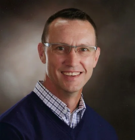 Sean's Professional Profile Pic 2.jpg