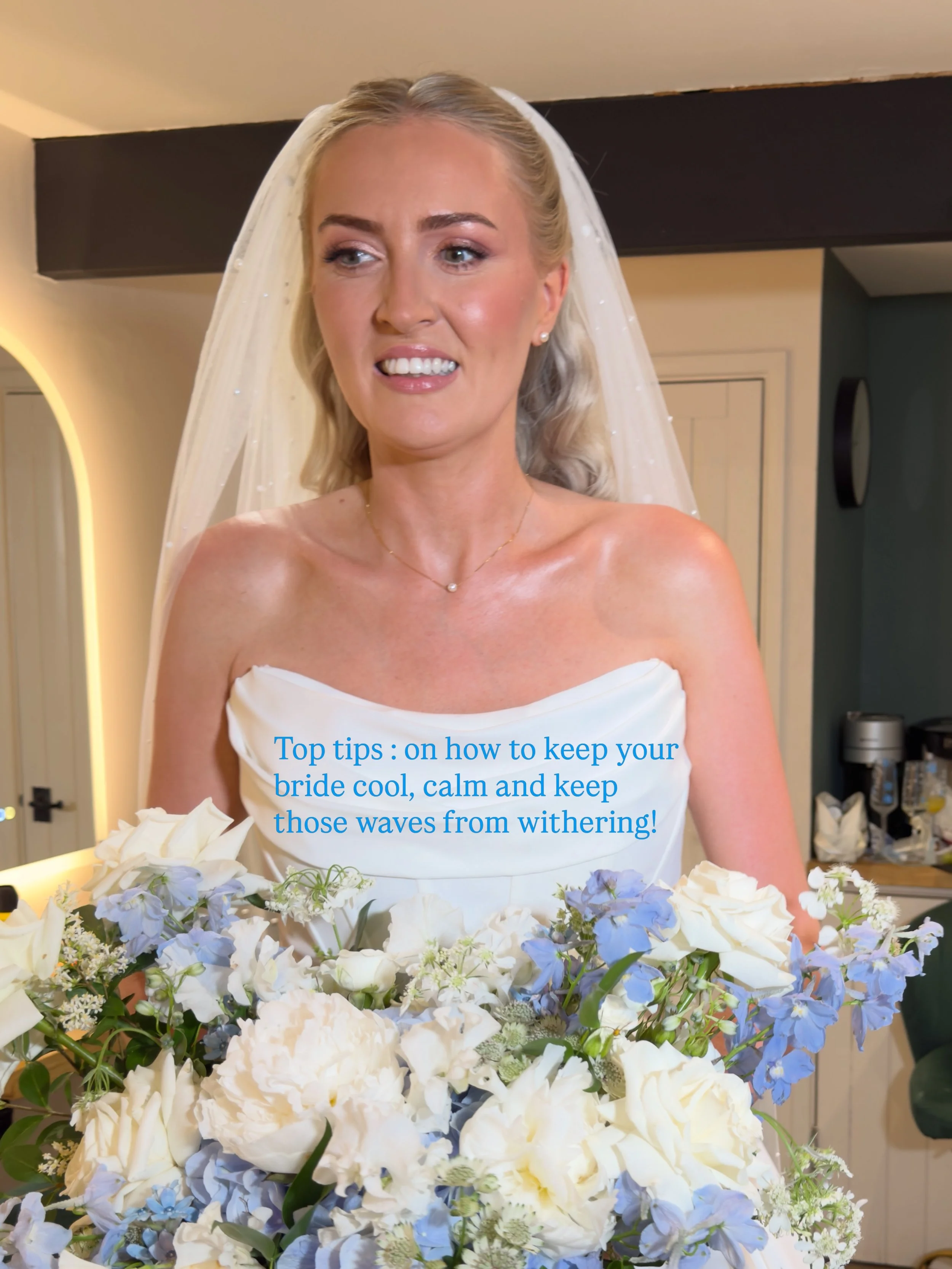 When the temperatures rise, keeping my bride comfortable becomes just as important as creating beautiful hair ☀️ 

Rather than using a fan that would blow every carefully placed curl and strand out of place, I have a little trick 🧊 swipe to see the 