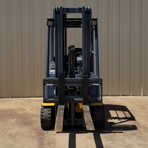 CAT 2ECT 3500 1650HRS MAST.jpg