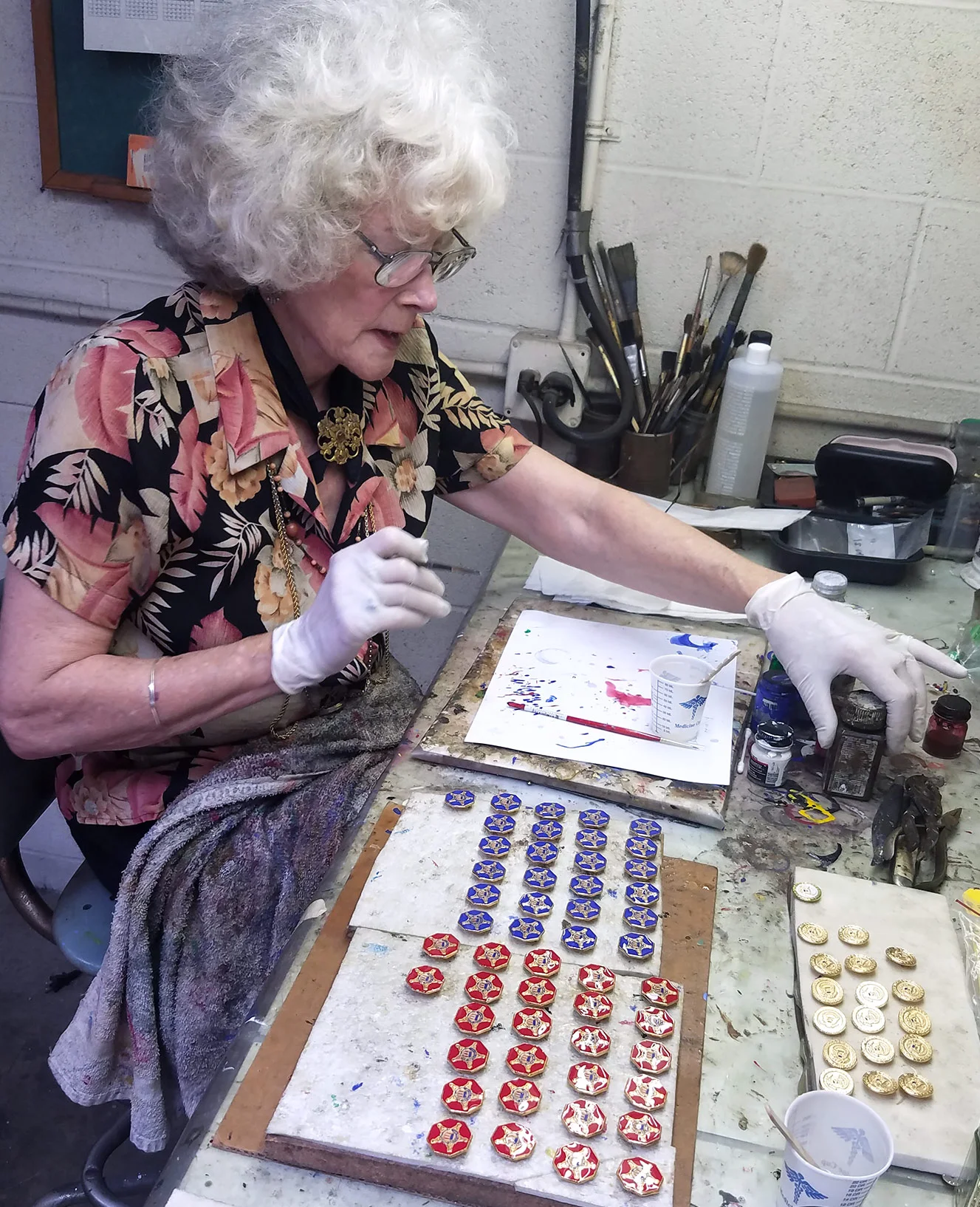 Maggie_working_at_table-1450.jpg