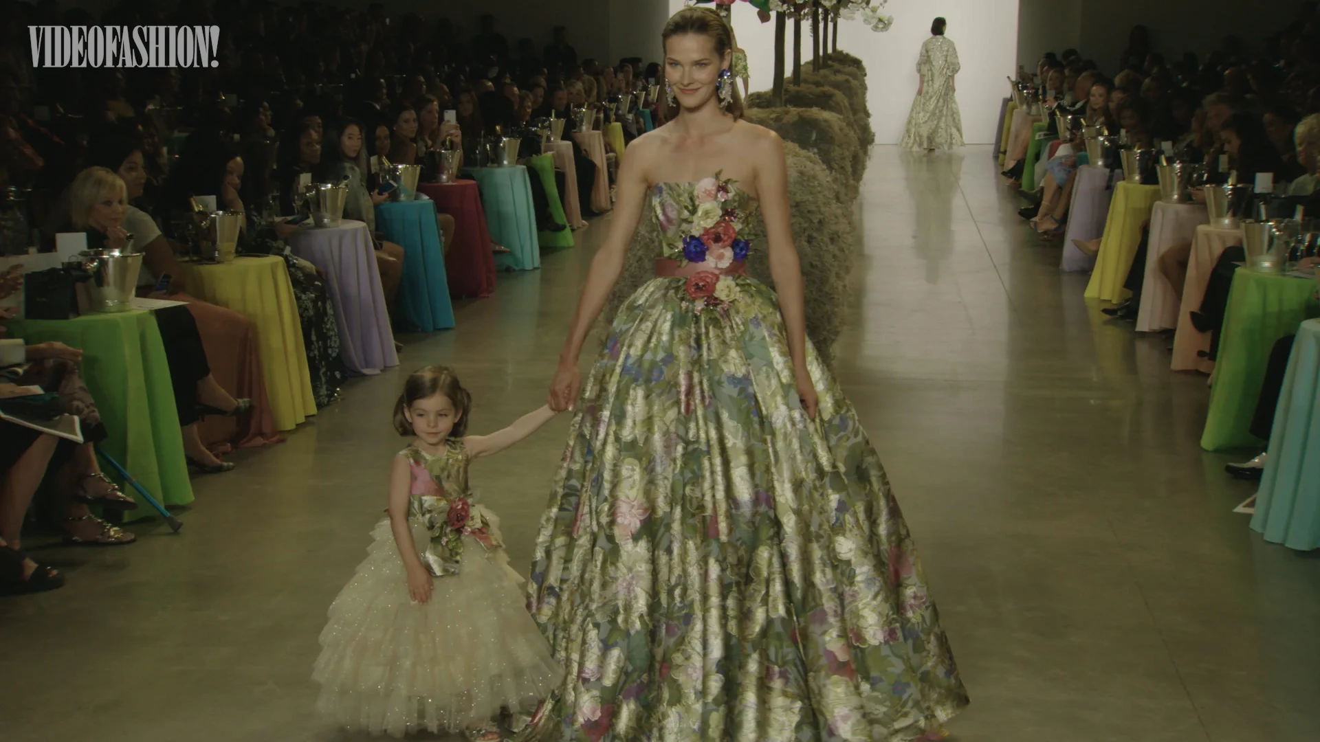 Badgley Mischka | Spring 2019 | NYFW