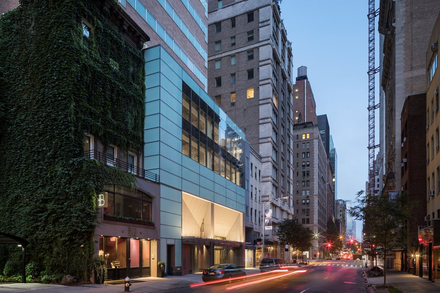 Exterior of Park Sixty Medical, located at 110 East 60th Street with MEP engineering provided by 2L Engineering