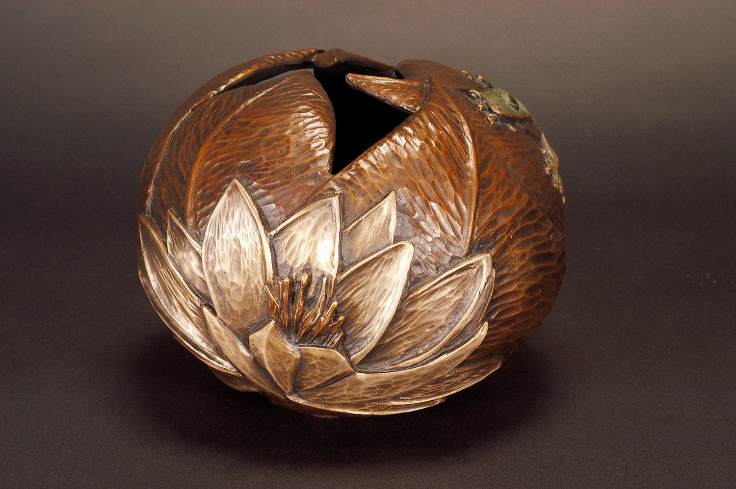 Spring---Frog-Vessel-023.jpg