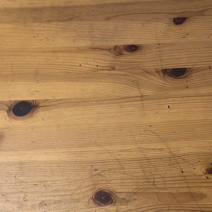 &ldquo;The Temptress&rdquo;
Gouache paint on arches aquarelle paper 

In spirit of spooky season, I&rsquo;m paying homage to my love for vampires. 🖤🧛🏻&zwj;♀️

This piece will be up for sale along with an impressive lineup of over 38 artists . Be s