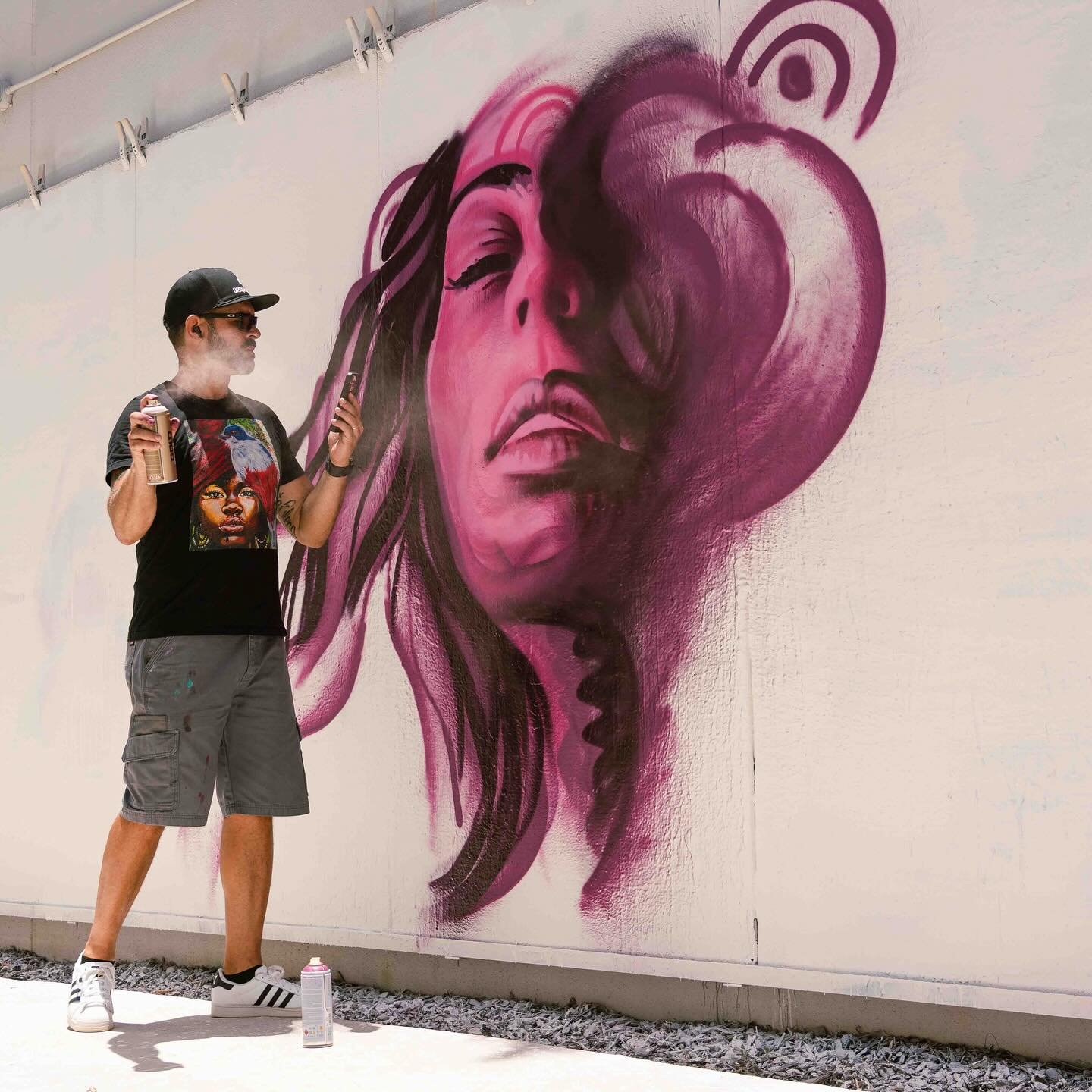 I&rsquo;ll be doing a spray painting class tomorrow, Sunday, July 27,  1 pm at the @wynwoodwallsofficial to show you some of the skills I&rsquo;ve learned along the way.  Part of the local artist classes.
Tickets still available
See you tomorrow! ☀️?