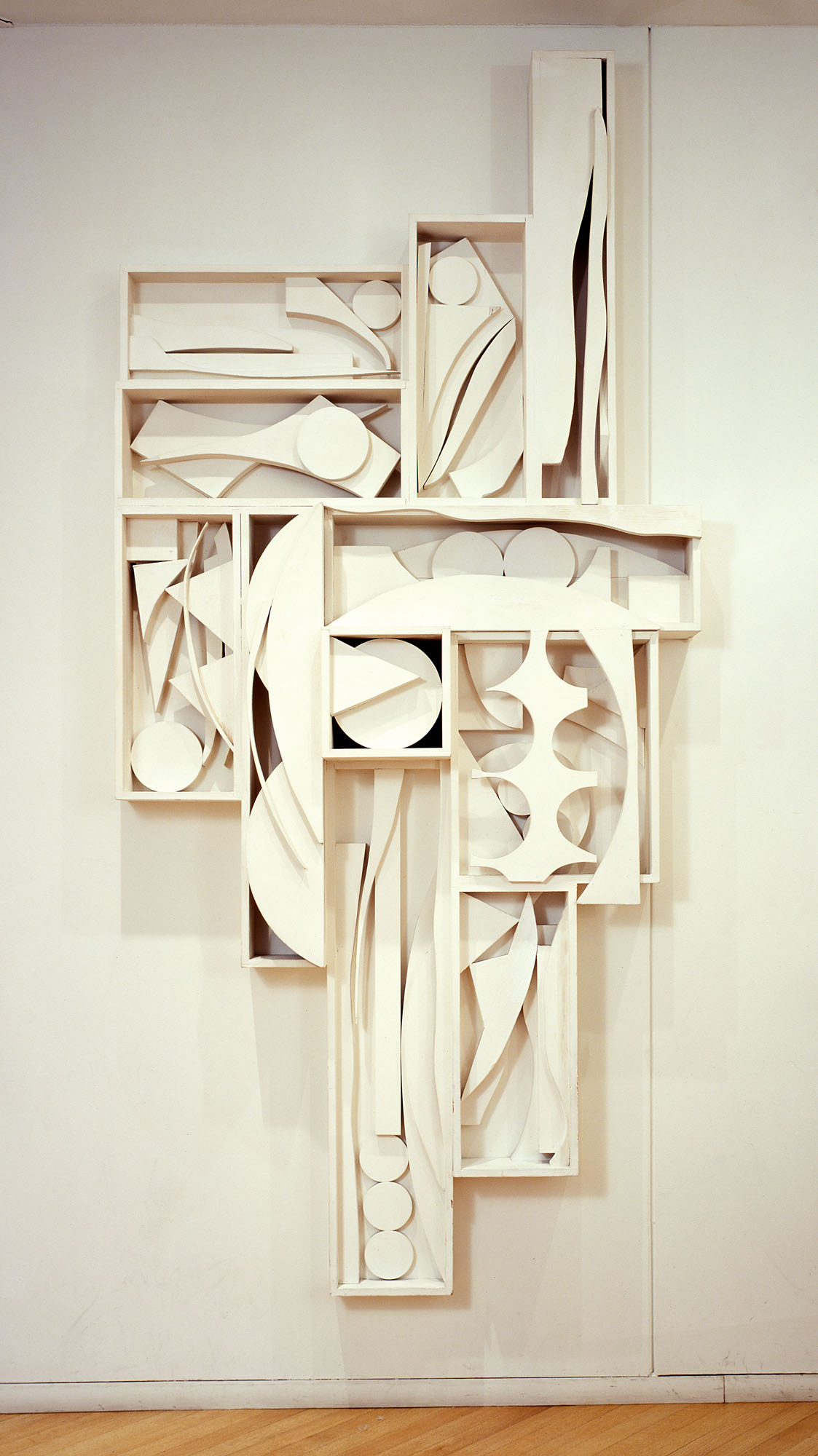 Featured image of post Wedding Chapel Louise Nevelson / Collection of the whitney museum of american art.