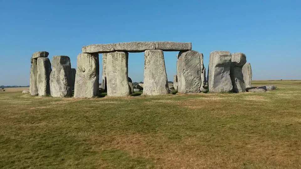 Stonehenge.jpg