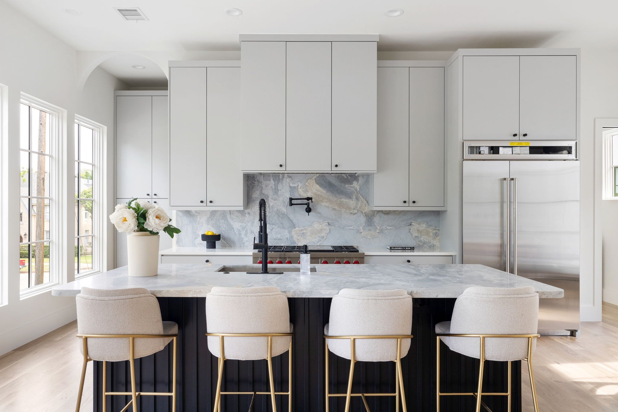 22-web-or-mls-3943 Hawthorne Ave 102 (interiors)-20.jpeg