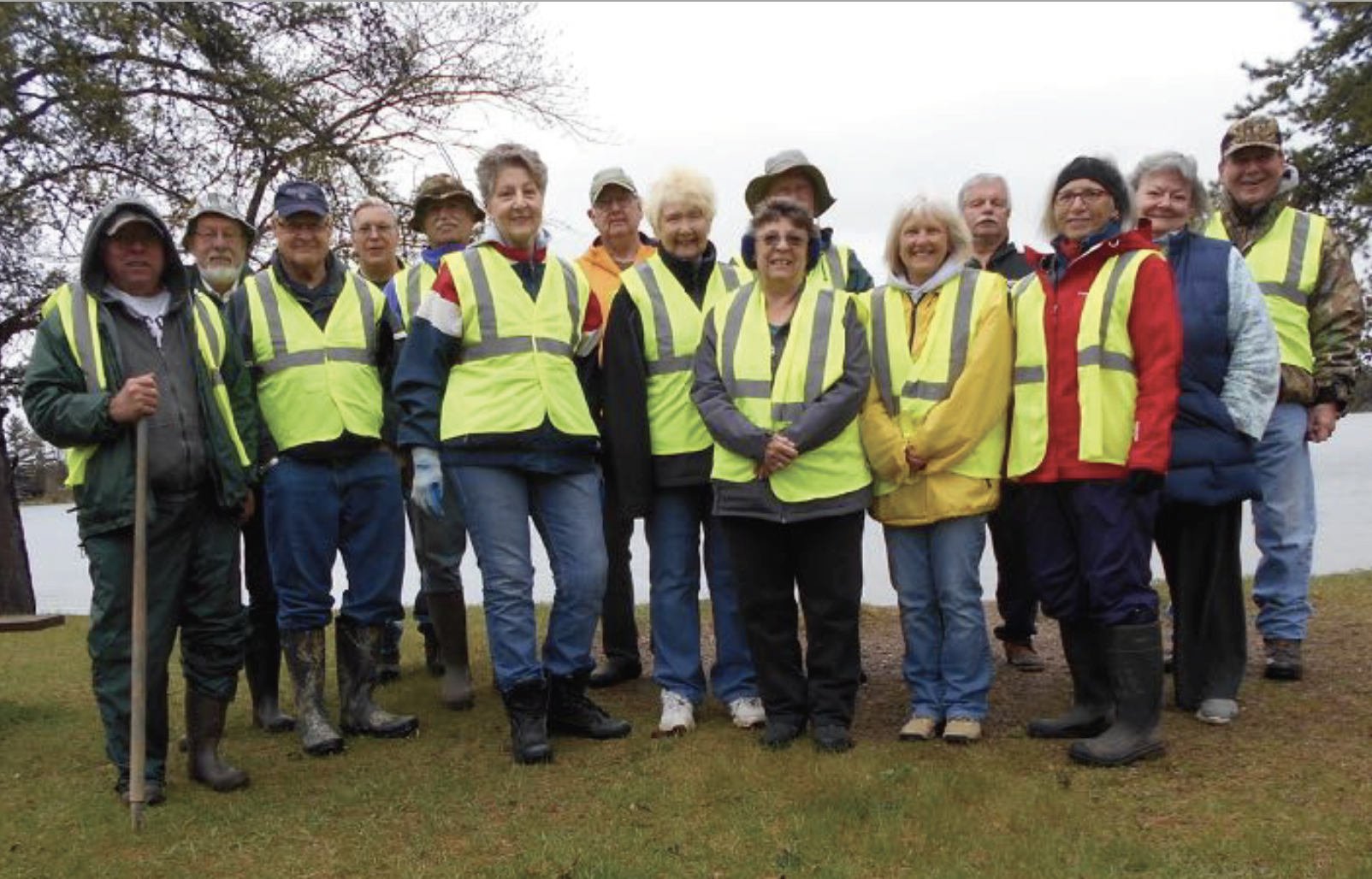 Even though the May 18 Road Clean-Up day was cool and rainy, the 15 volunteers stayed warm by enjoying hot coffee and rolls (donated by LLPOA member Mike Paulbeck, Paulbeck’s County Market) before heading out to pick up trash along Hwy. 81 and 28. Thank you volunteers for braving the elements to help keep the environment around Lone Lake beautiful! Participants included Fred Lane, Dick Preiner, Jerry Nelson, Linda and Zint Kics, Mustafa Bulut, Walt and Dianne Weisser, Peggy Bragelman, David Scott, Jennifer O’Neill, Linda Syzmanski, Jim Benda and Karen and Steve Frazier.