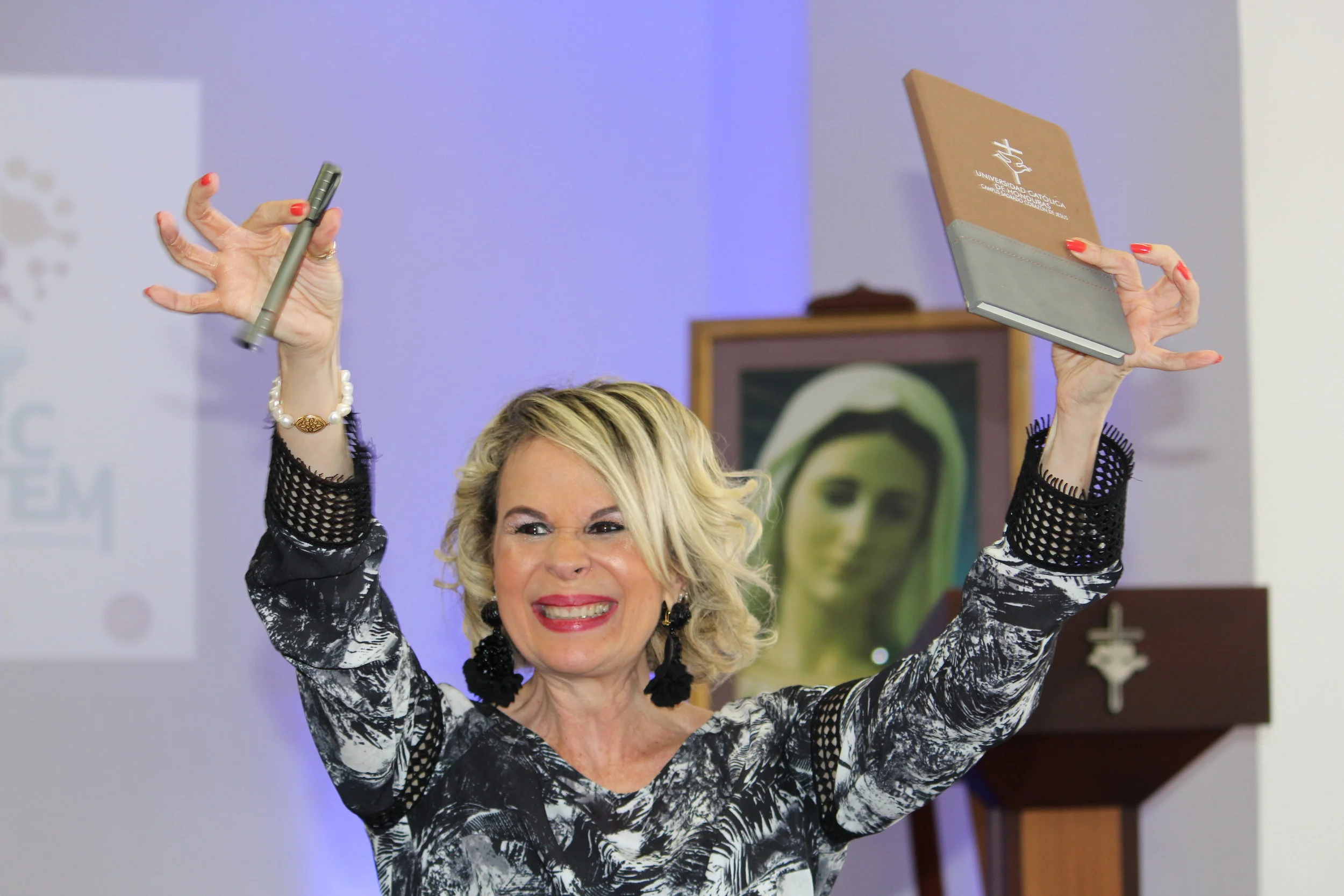 Conferencia "Solo los Lideres Emprenden" CONECTEM