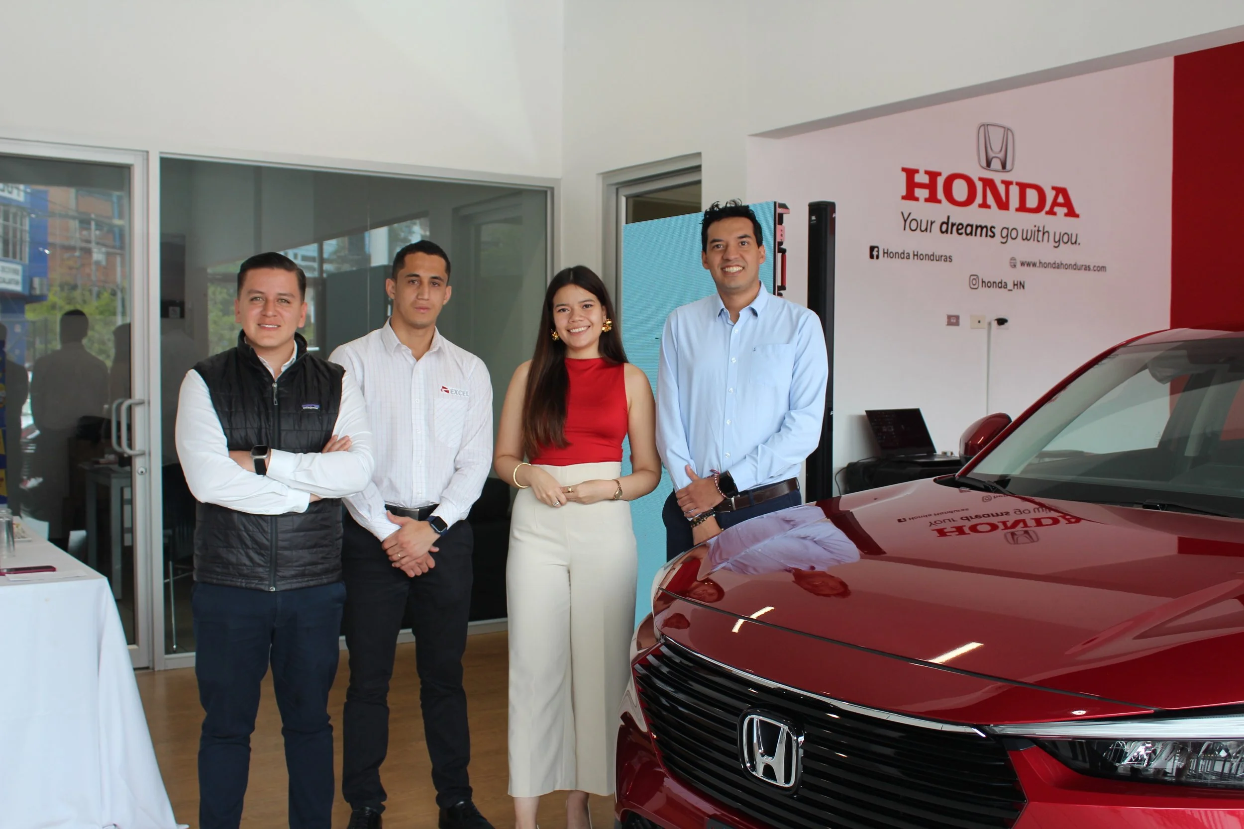  Excel les da la bienvenida a redescubrir la totalmente nueva Honda HR-V
