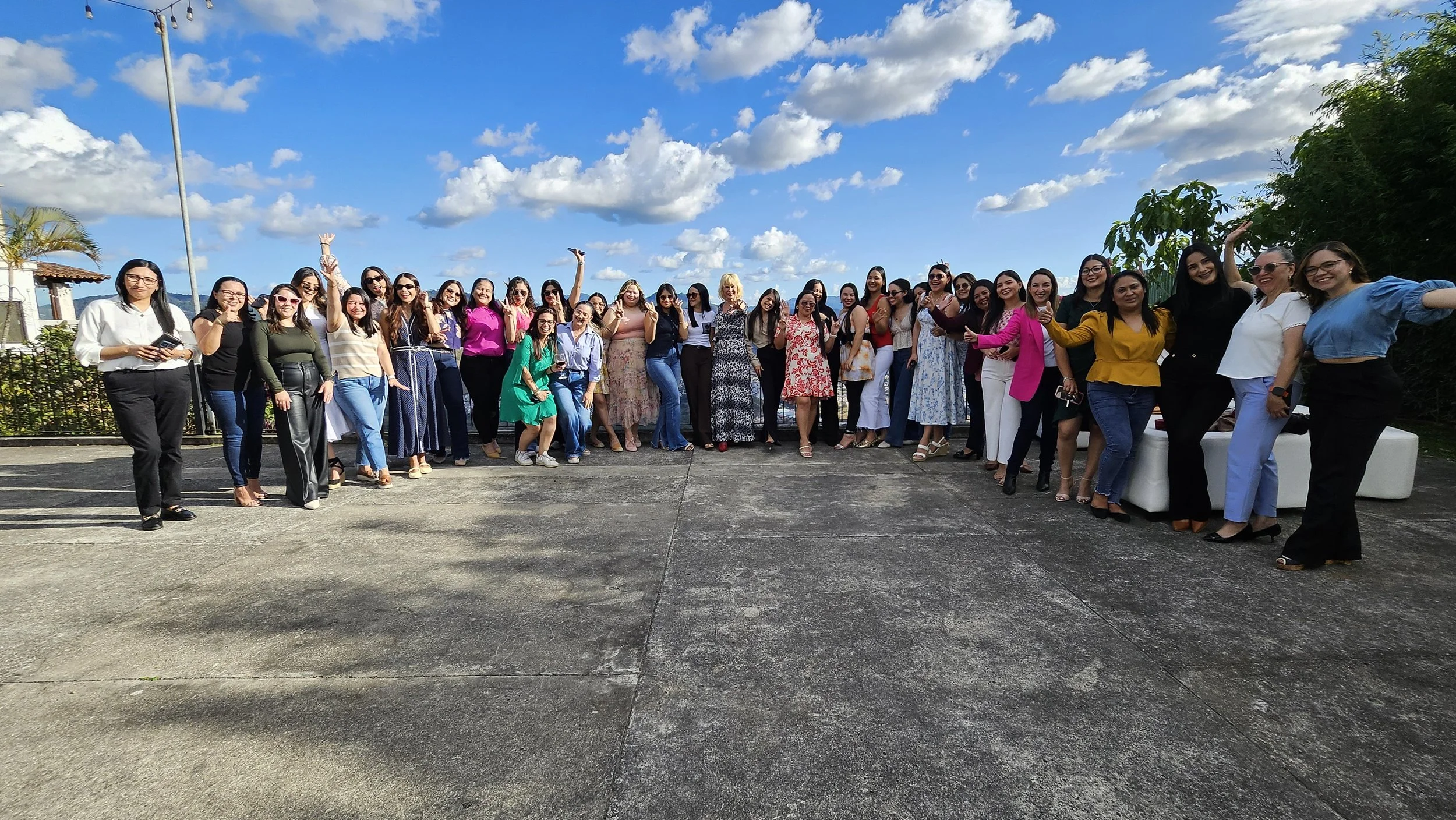 Conferencia Mujer: Cuando Te Levantas, Tiembla La Tierra