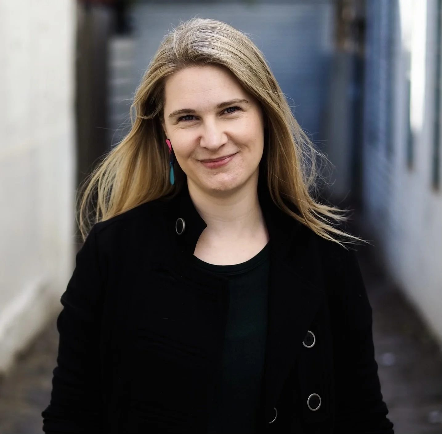 Nina Kenwood, Australian author