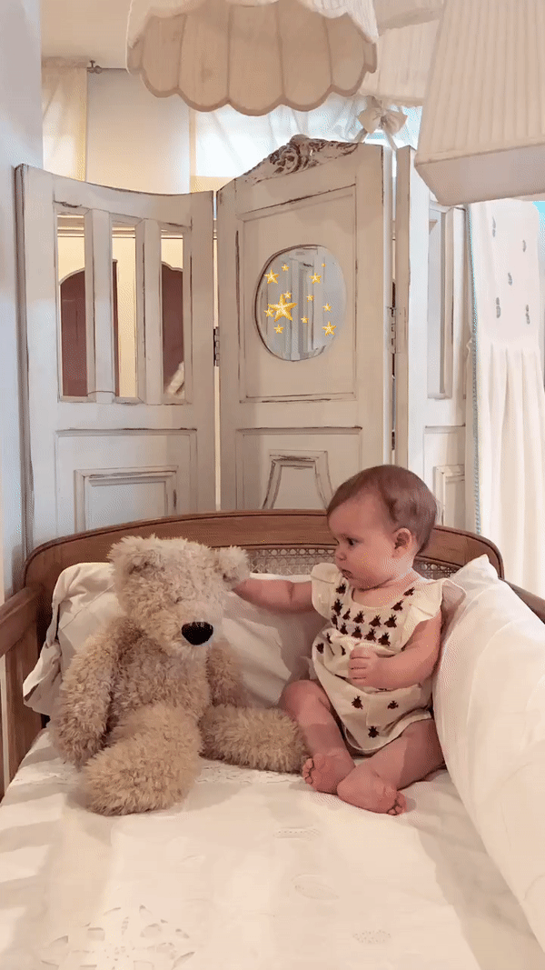 story1.gif