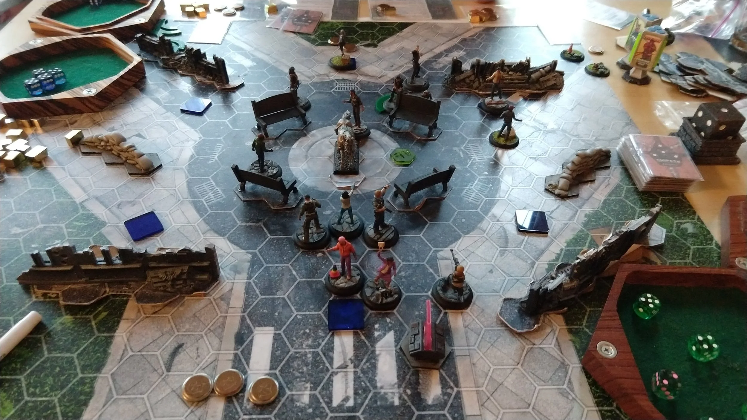 Notice the 6 dark blue squares around the board? Those are new CyMS spawn points.