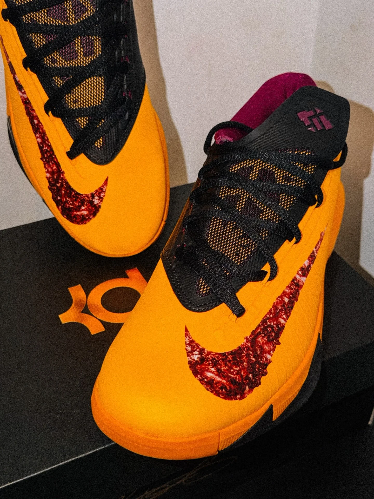 Nike KD 6 &ldquo;Peanut Butter &amp; Jelly&rdquo; will be available Tomorrow at 10:00 AM at The Loop(Yonkers). First come first served.

IB6903-800