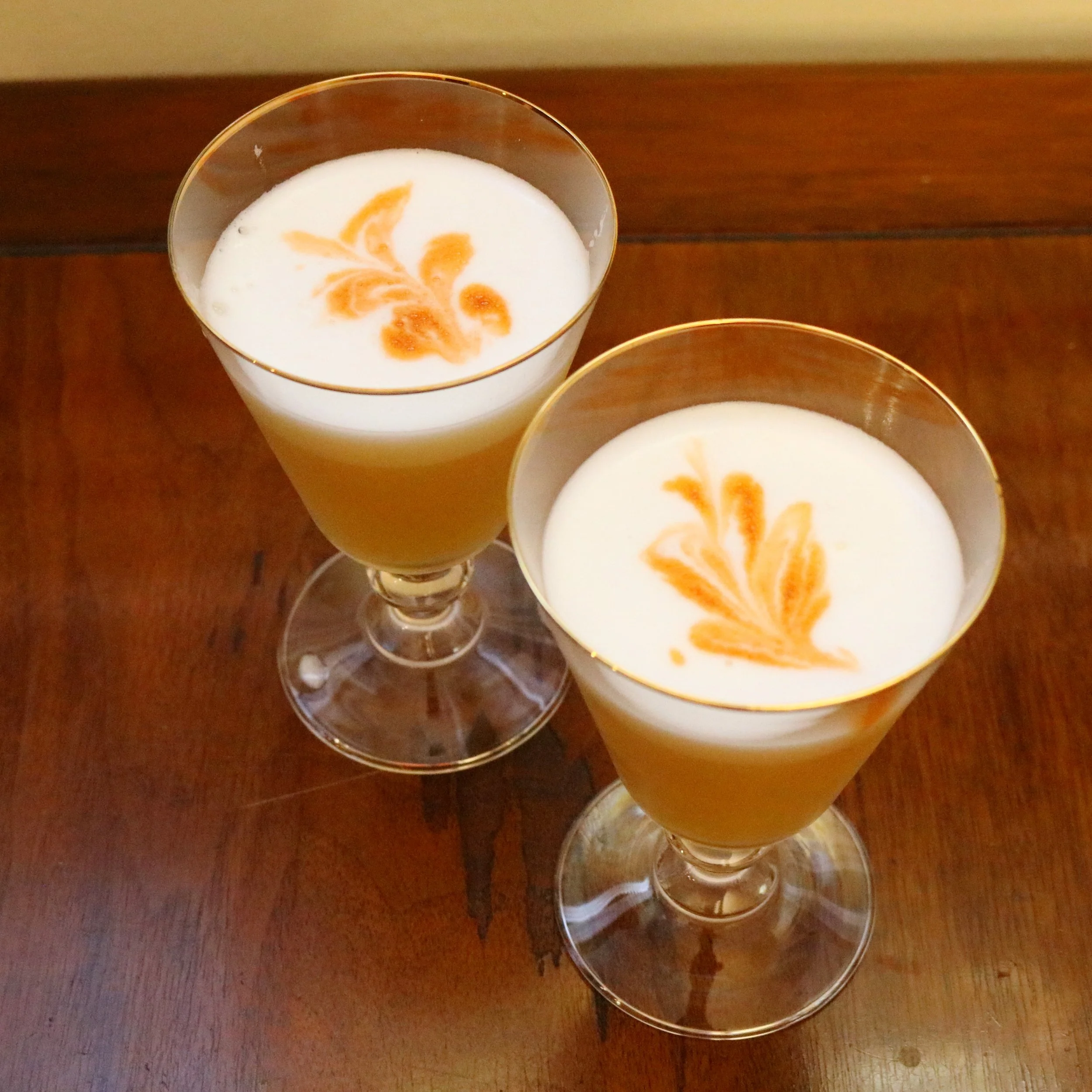Traditional Whiskey Sour (with egg white)