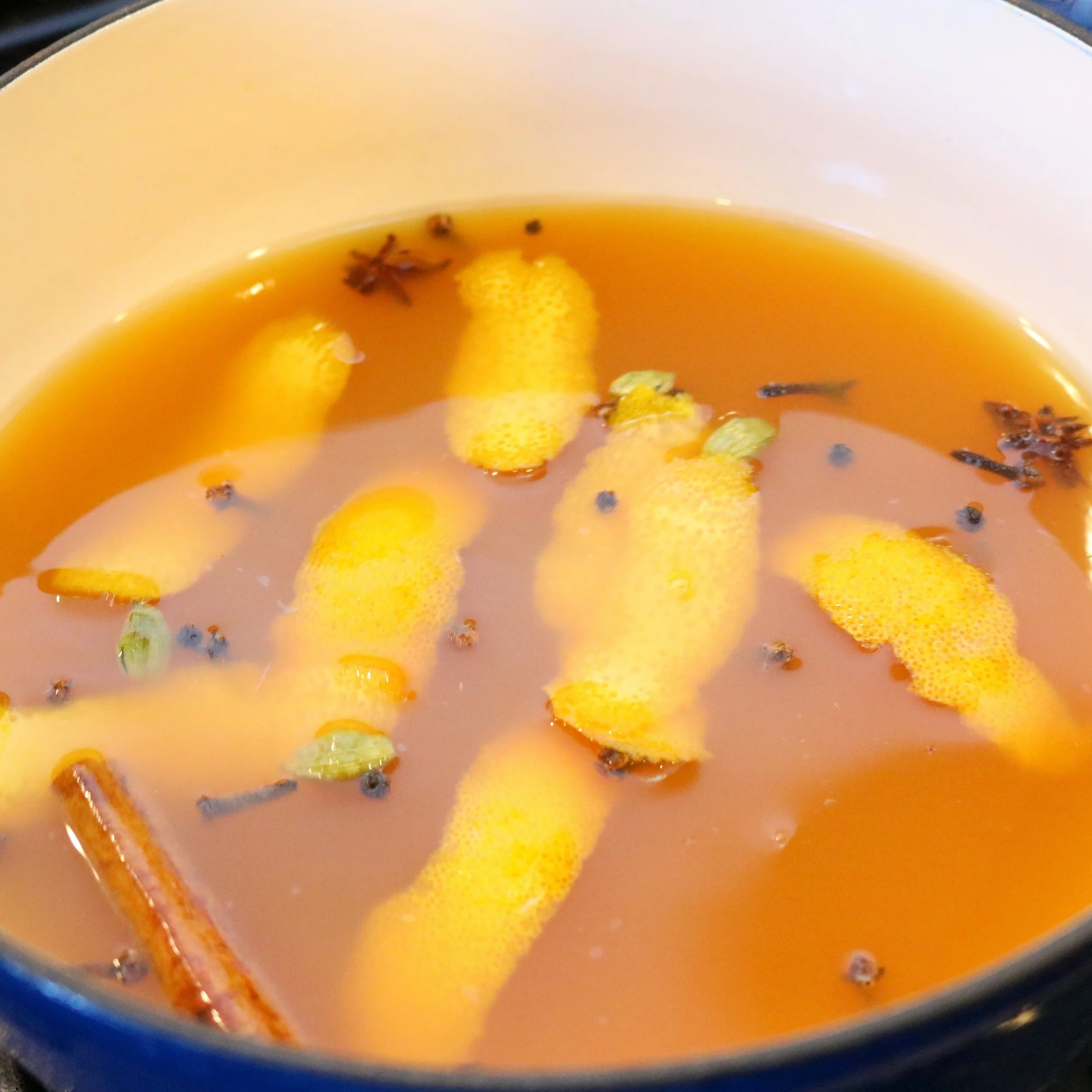 Quick-Mulled Apple Cider Cocktail