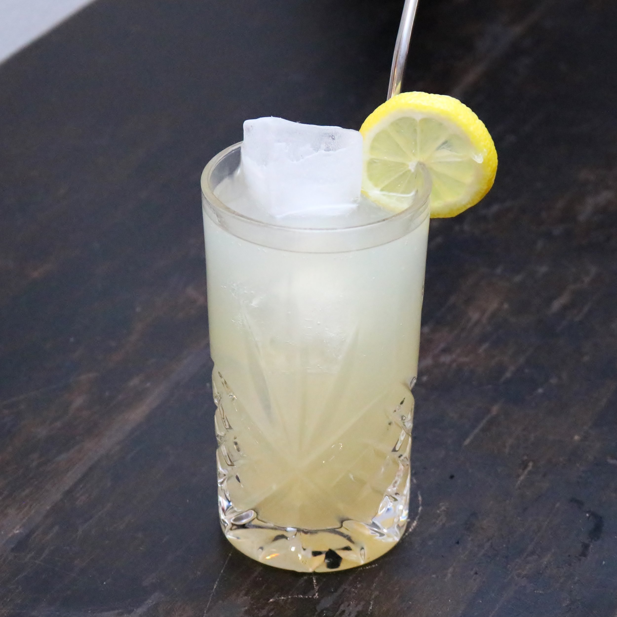 Sparkling Cinnamon Lemonade