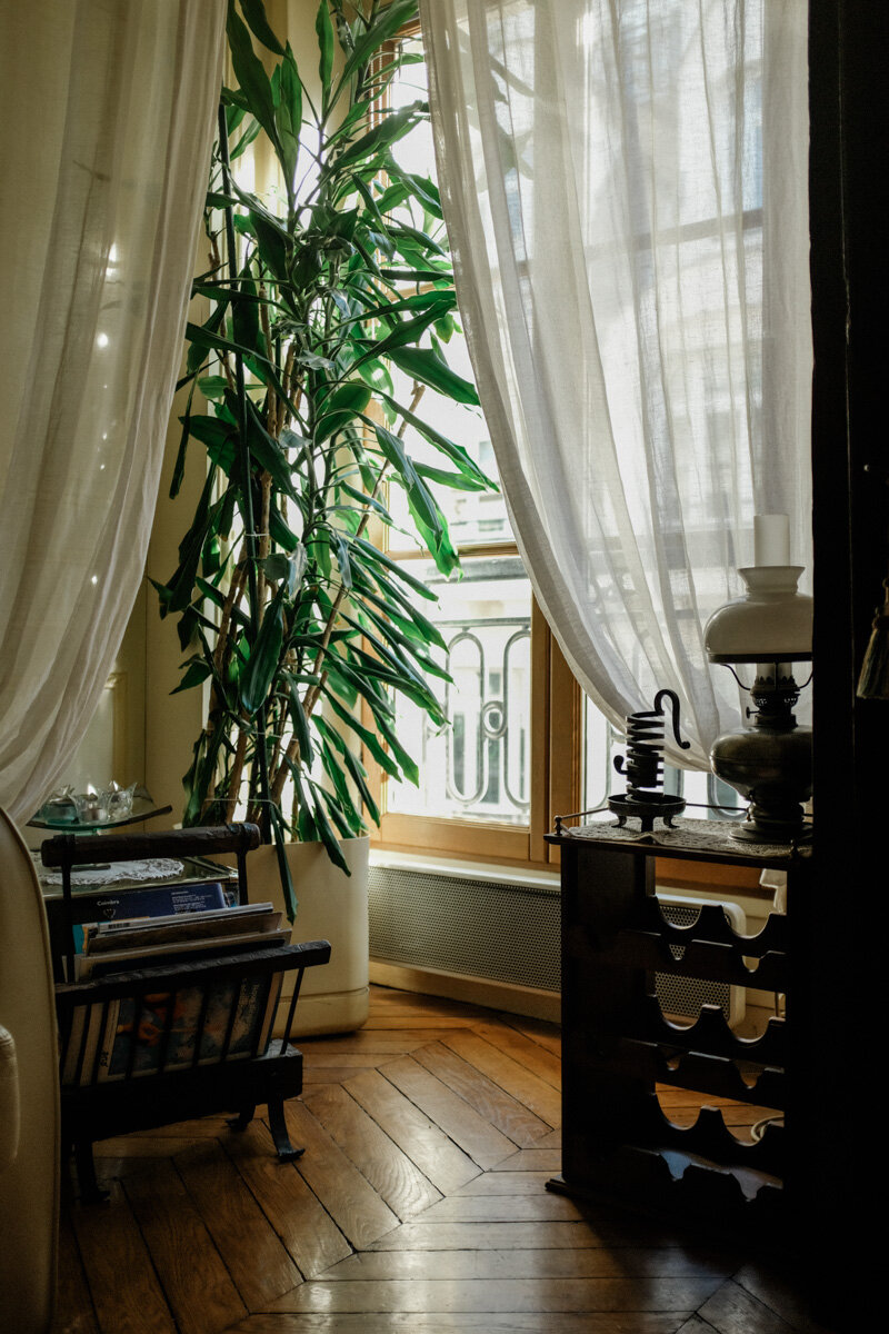 Paris Airbnb | The Whitefeather Journal