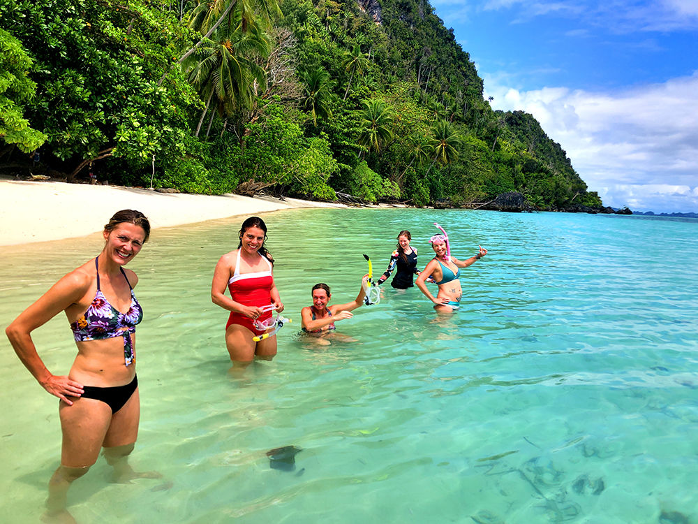GirlsSnorkelSharkBeach.jpg