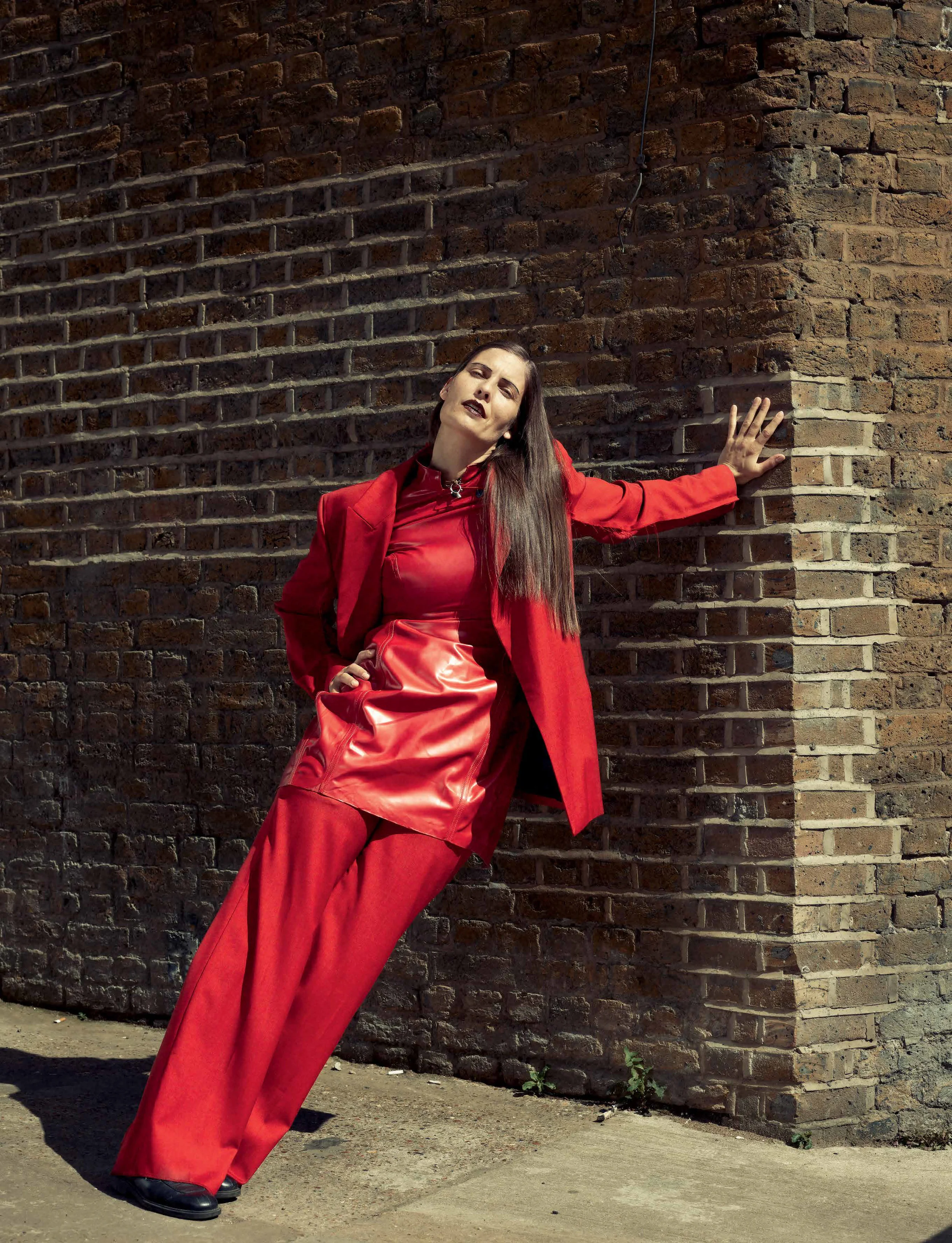 Replica ISSUE3-9.jpg