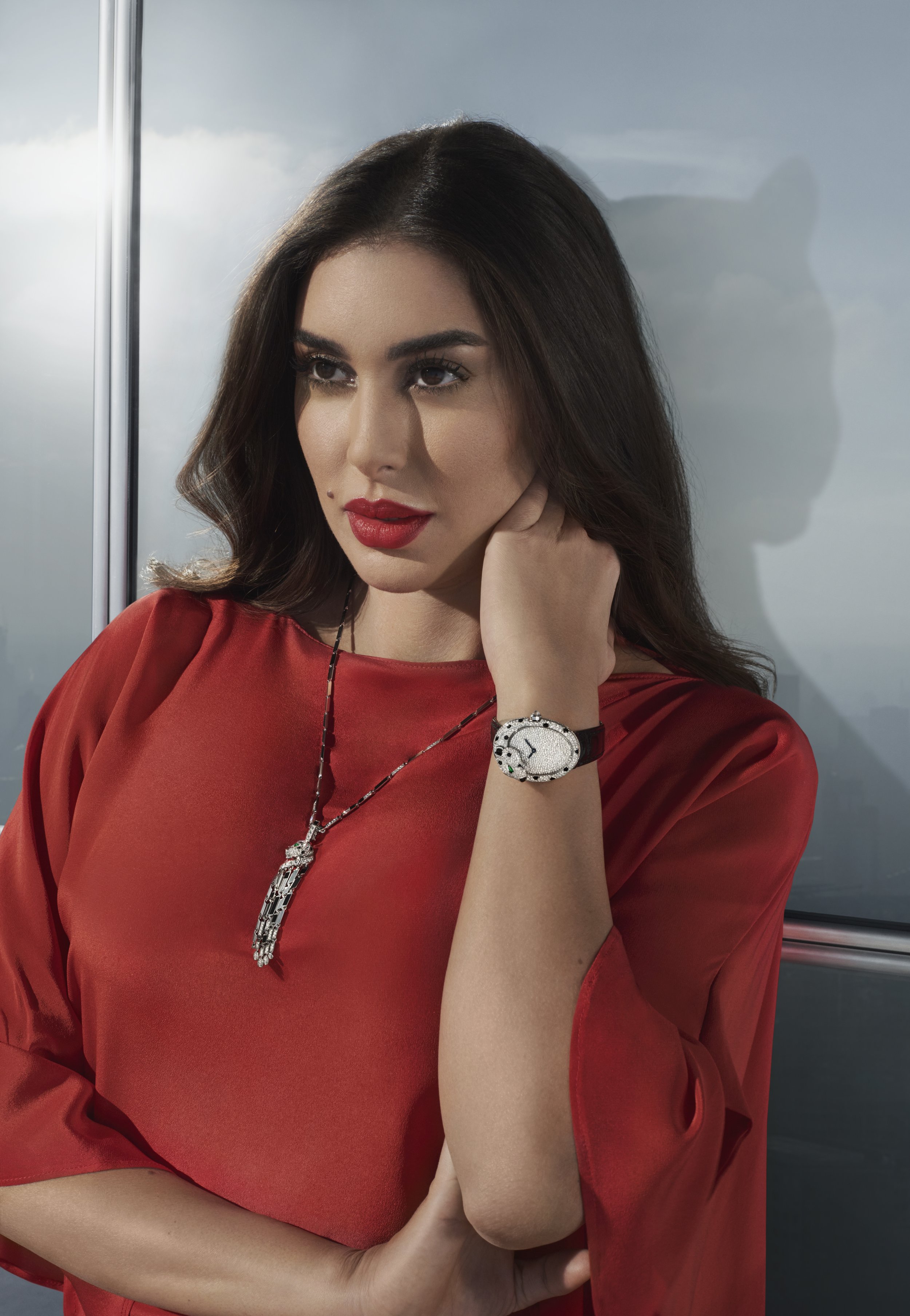 2020_12 CARTIER_PANTHERE_YASMINE_SHOT10_LOOK03_SHADOW_020 f8.jpg