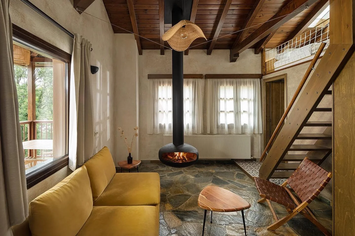 &bull; We might have a Treehouse, but we can also provide a luxury accommodation to our new suites. Let us introduce to you, our Suite No 6 - Gregale🌳

📍For bookings link in bio!
.
.
.
📸@lefteris_kossaras 
@two_clicks_photography 
.
.
.
#agramada 