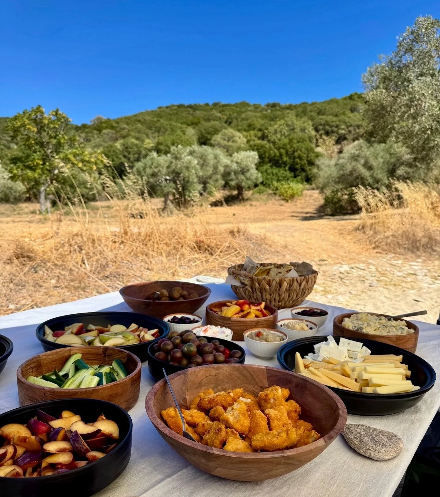 Where your beach day turns into the perfect picnic escape ☀️

&bull; Agramada Treehouse &bull; 

#beachday #swim #picnic #summeractivities #vacationmode