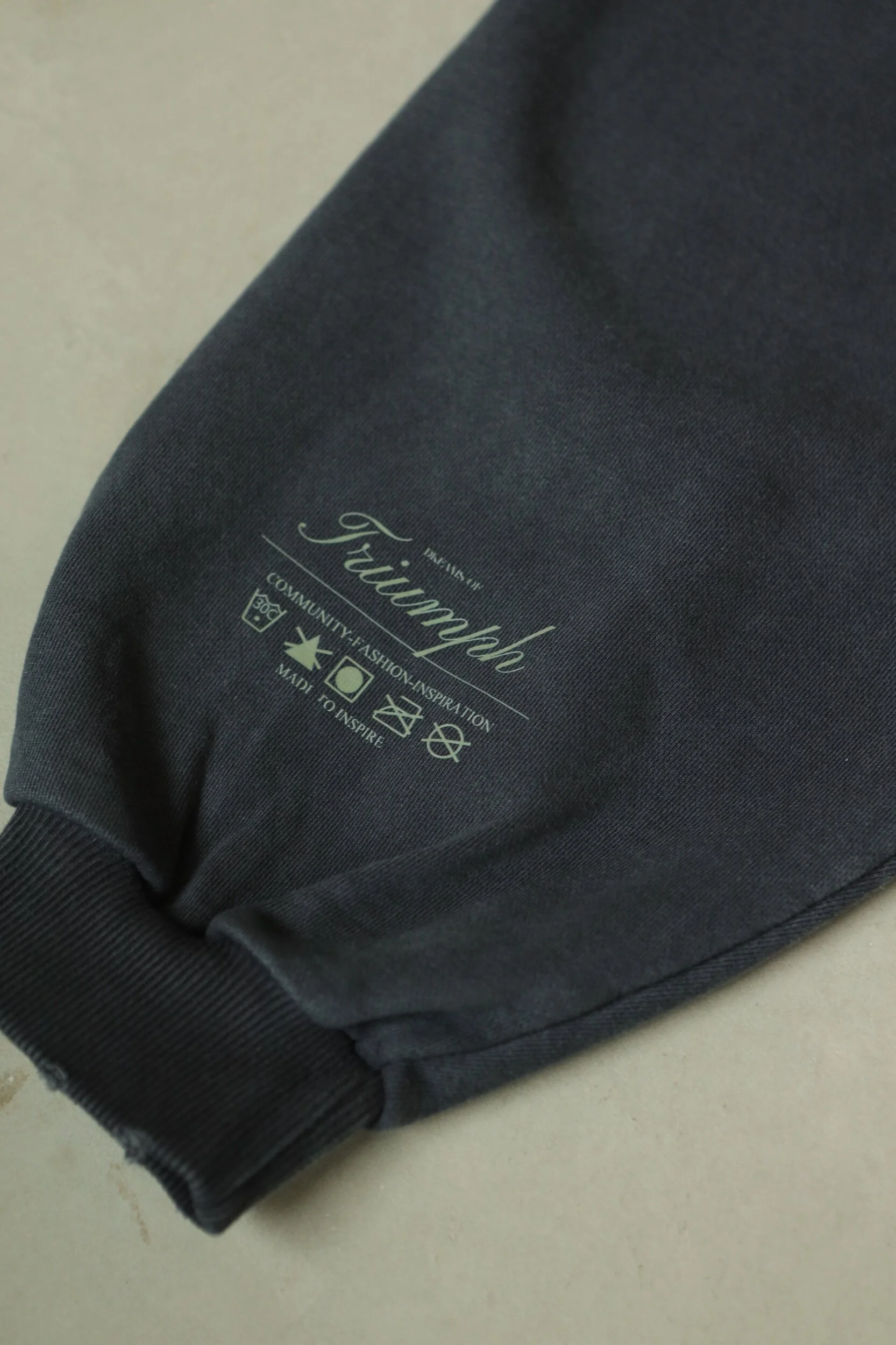 324D32F4-D5D2-447F-852F-4F0C91655479