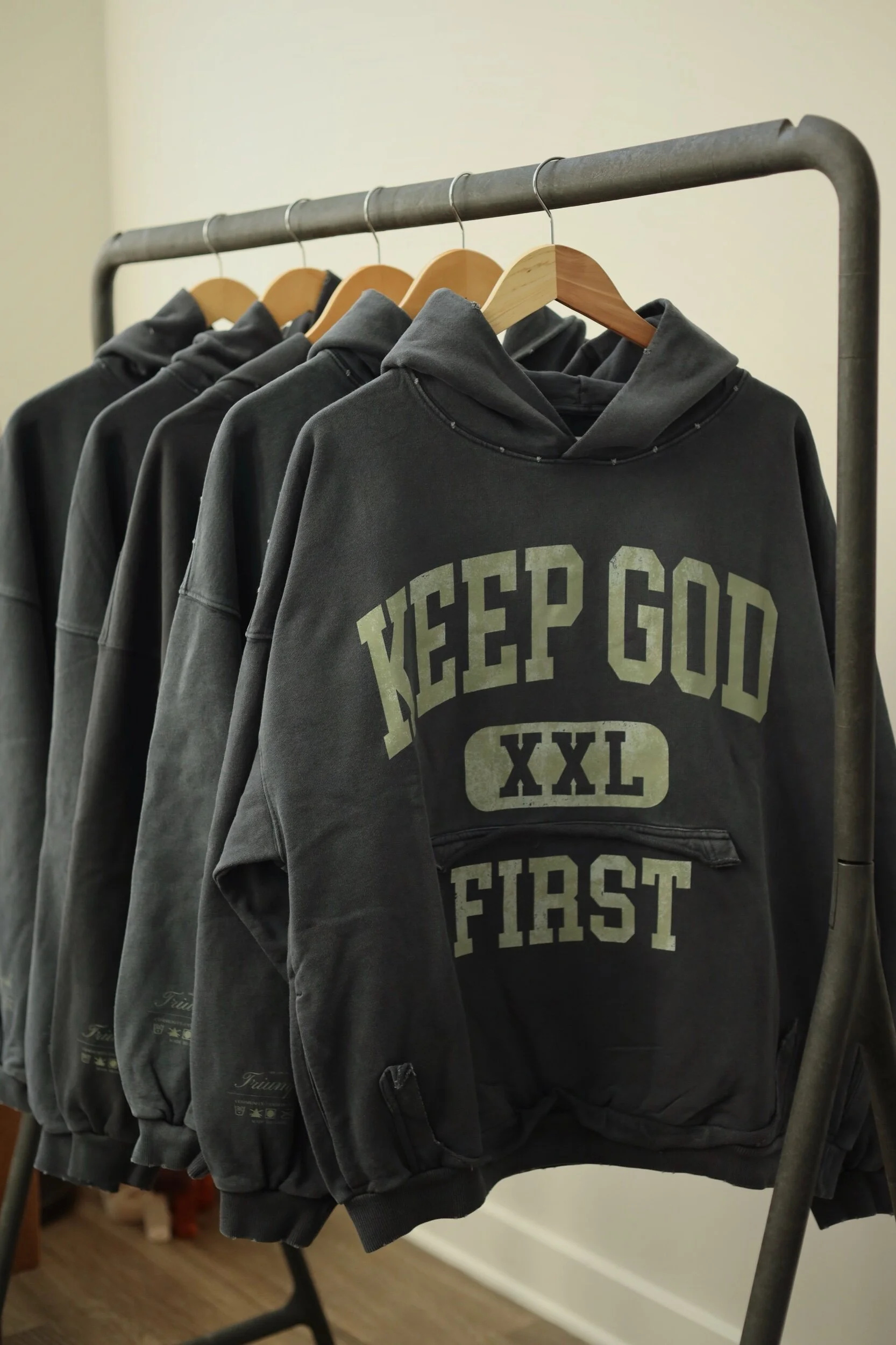 D09F5596-AA78-43F6-BF87-9F0475878173