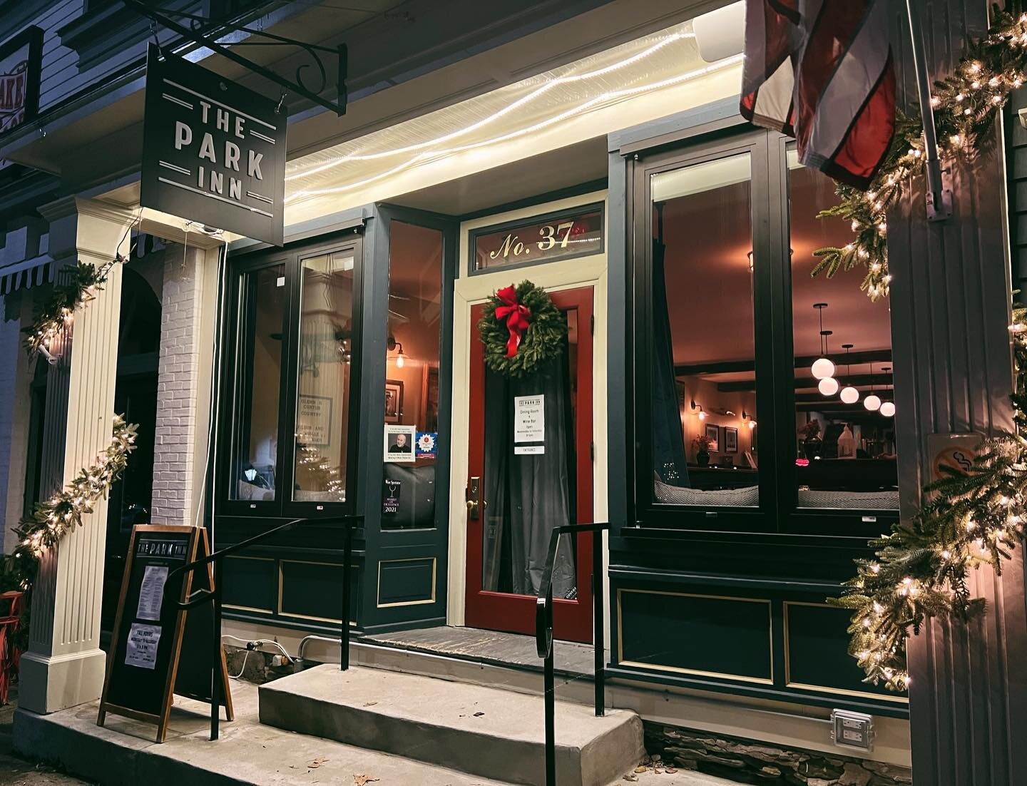 ⭐️ Tickets are LIVE for our New Year&rsquo;s Eve Celebration &amp; Pairing! ⭐️

Join us at The Park Inn this New Year's Eve for a wonderful night of food, wine &amp; friends. At 7pm, we will be kicking off the night with cocktails and passed Hors d&r