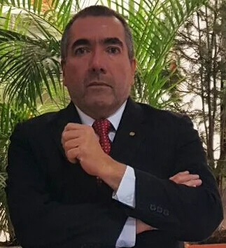 Foto JACJ Revista Juan Alberto Castañeda.jpg