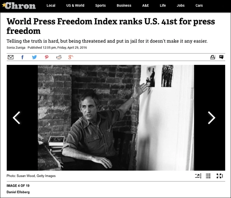 Daniel-Ellsberg-in-The-Houston-Chronicle.jpg