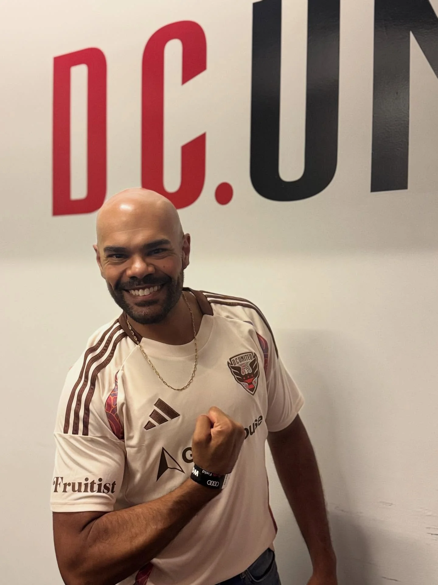 Had an amazing time with @dcunited last night for UNITED NIGHT OUT!  Got to sing the anthem again, reconnect with great friends whom I haven&rsquo;t seen in TOO long, meet some new cool folks&hellip;I even snagged a delicious churro LOL, a free box o