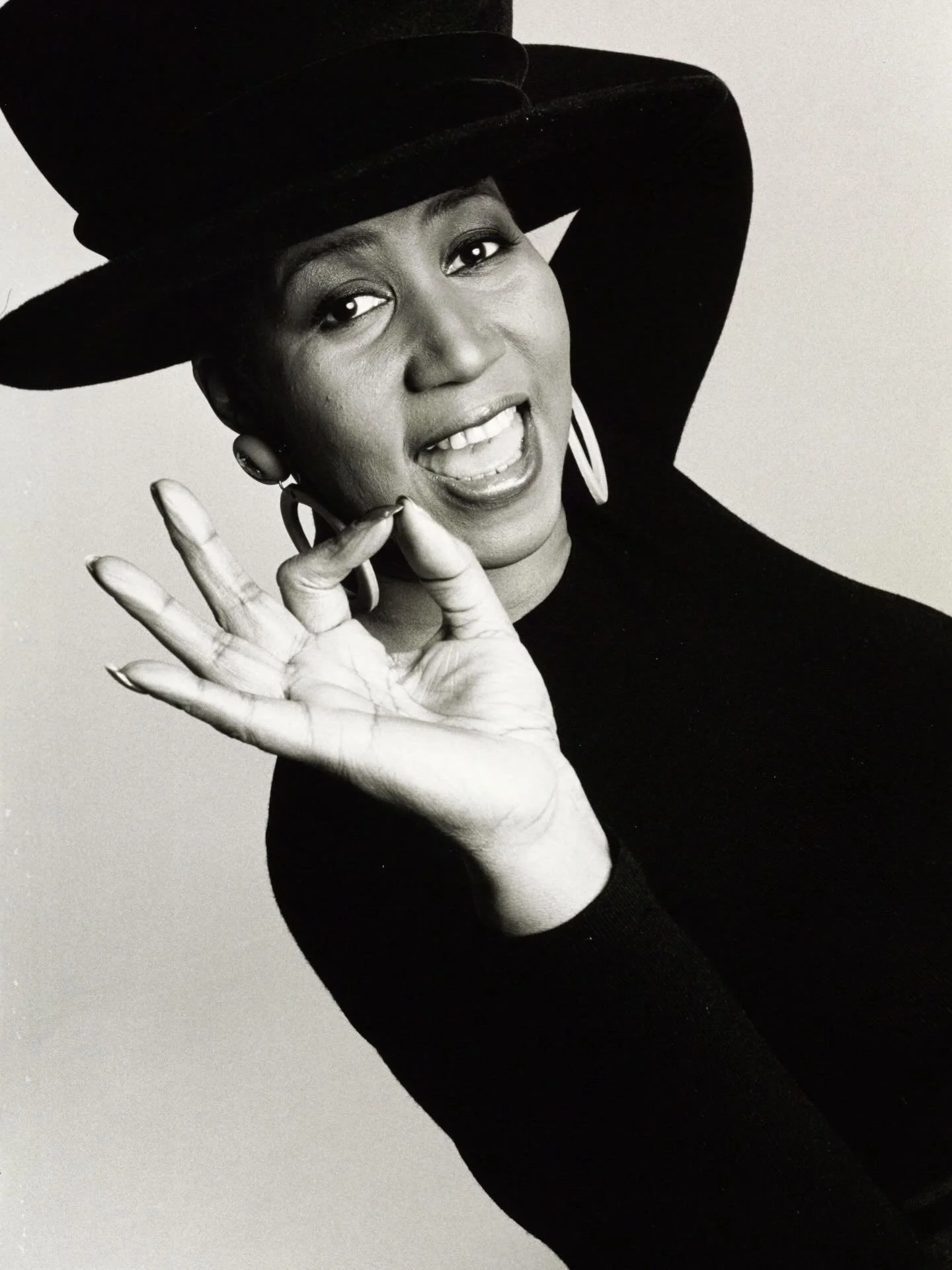 On this last day of Black History Month&hellip;Legendary Lady 6 of 16 whom I&rsquo;ll be covering and honoring during &ldquo;High Heels&hellip;Higher Notes!&rdquo; on 3/8 @atlaspacdc is the one and only:

Aretha Louise Franklin (March 25, 1942 &ndash