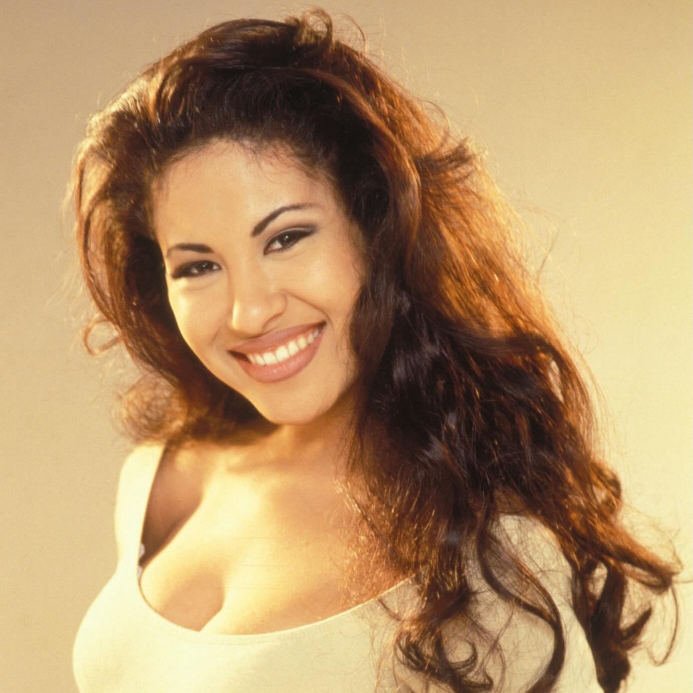 Legendary Lady 10 of 16 whom I&rsquo;ll be covering and honoring during &ldquo;High Heels&hellip;Higher Notes!&rdquo; on 3/8 @atlaspacdc is:

Selena Quintanilla-P&eacute;rez (April 16, 1971 &ndash; March 31, 1995) was an American singer-songwriter. K